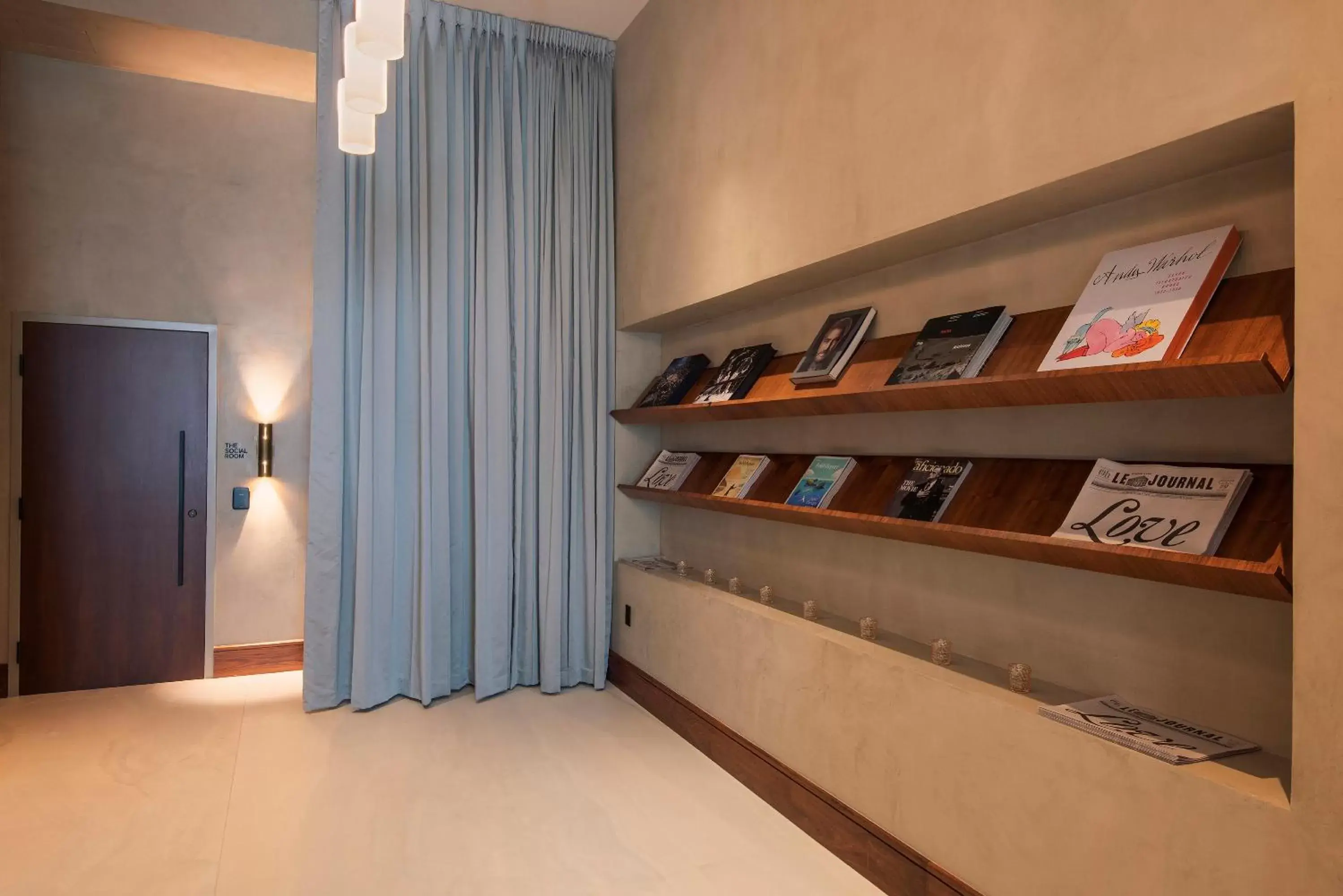 Library in ette luxury hotel & spa