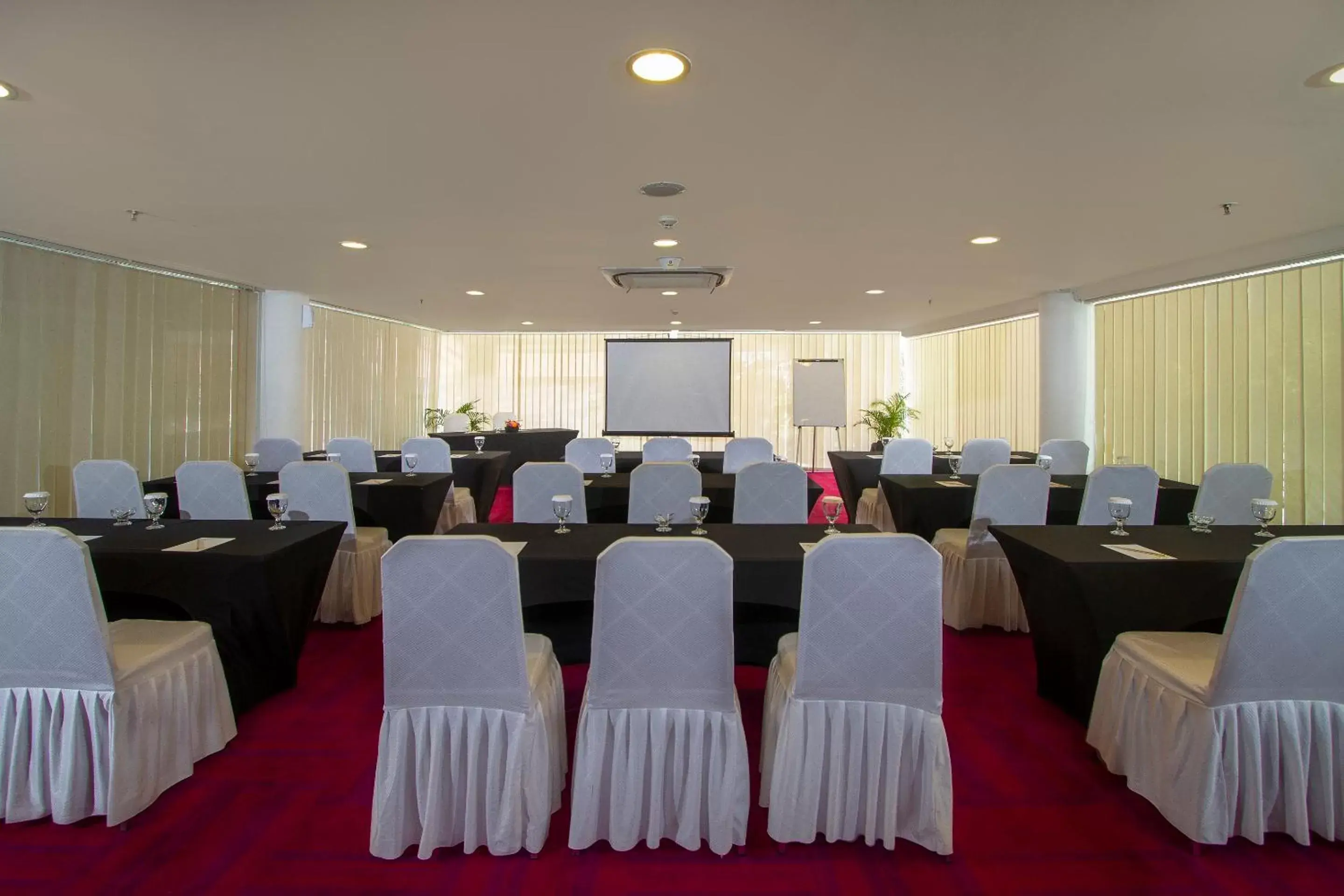 Banquet/Function facilities in PrimeBiz Hotel Kuta