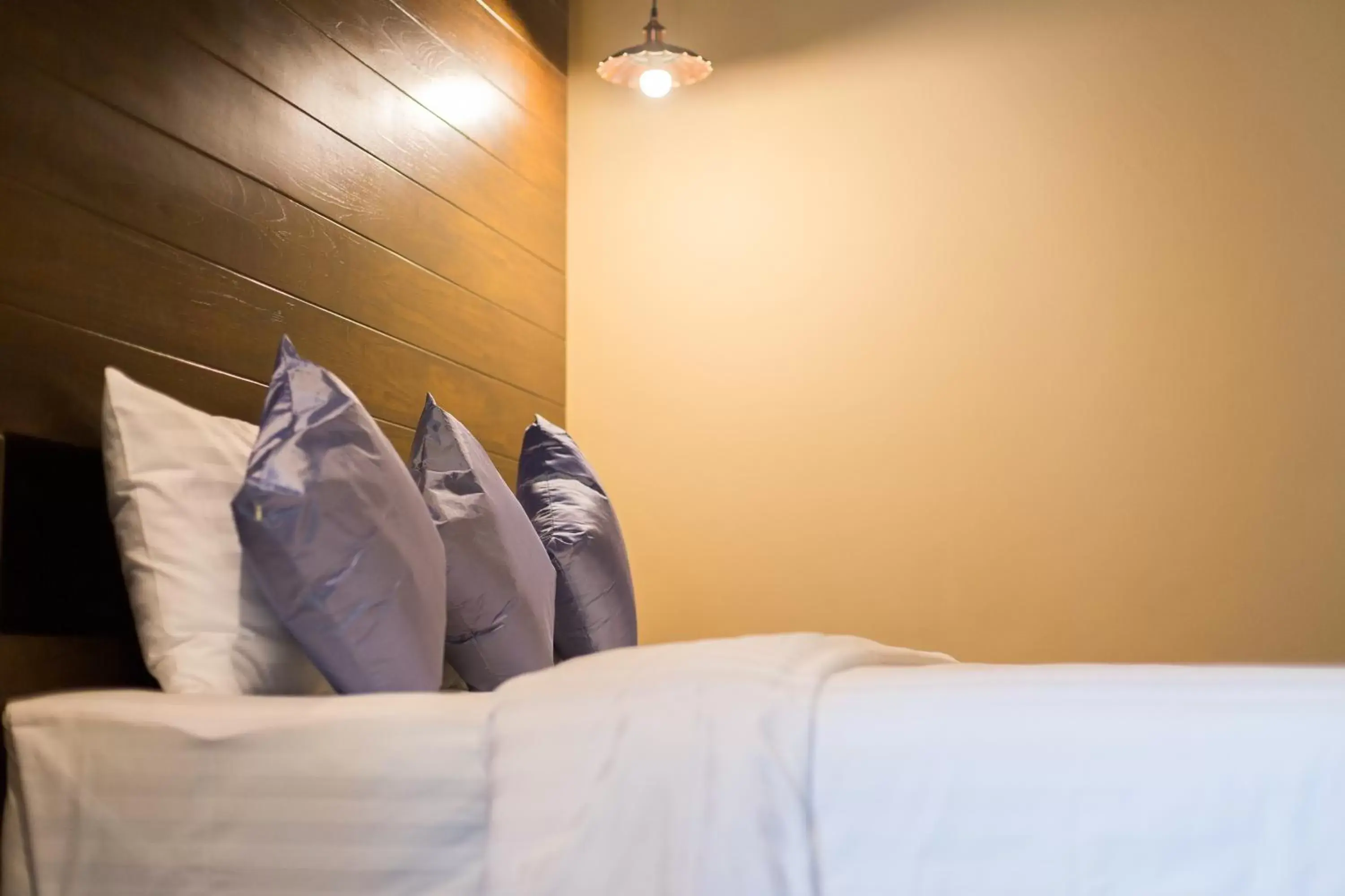 Photo of the whole room, Bed in Night Bazaar Inn Photo of the whole room, Bed in Night Bazaar Inn