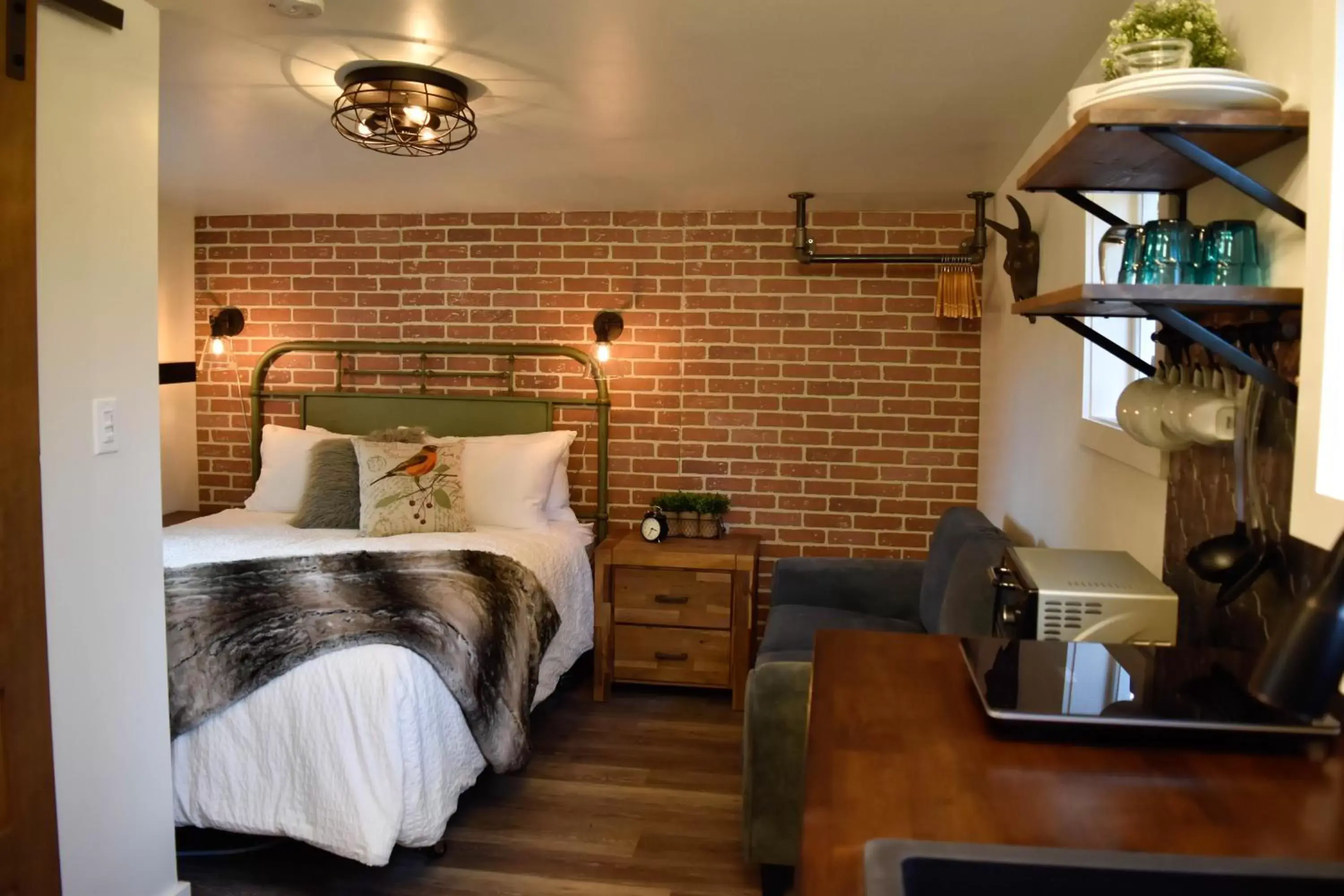 Bed in Bramblebank Cottages