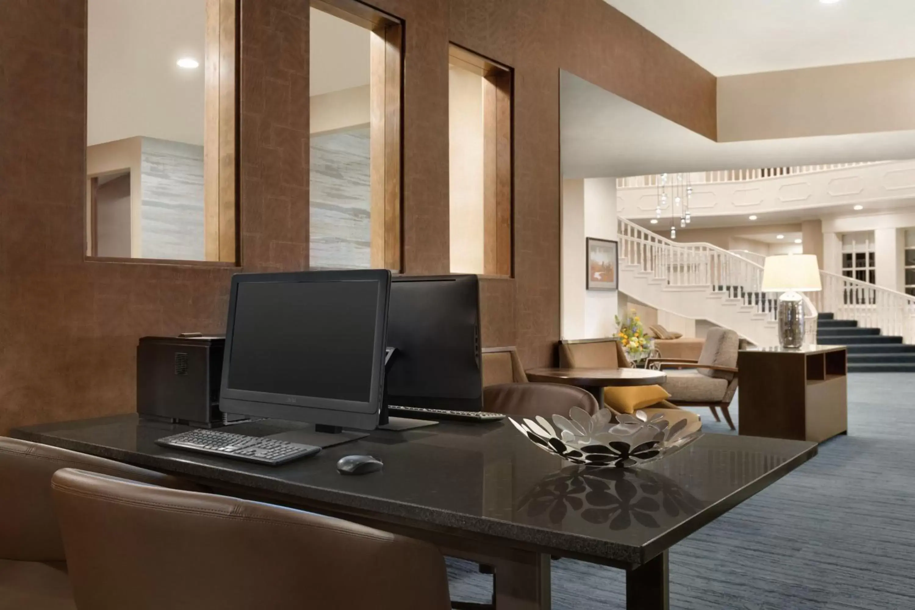 Business facilities in Delta Hotels by Marriott Helena Colonial