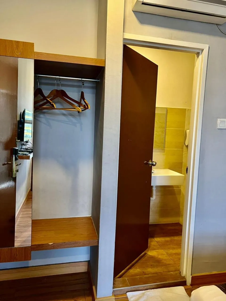 Bathroom in Hotel Zamburger Second Link