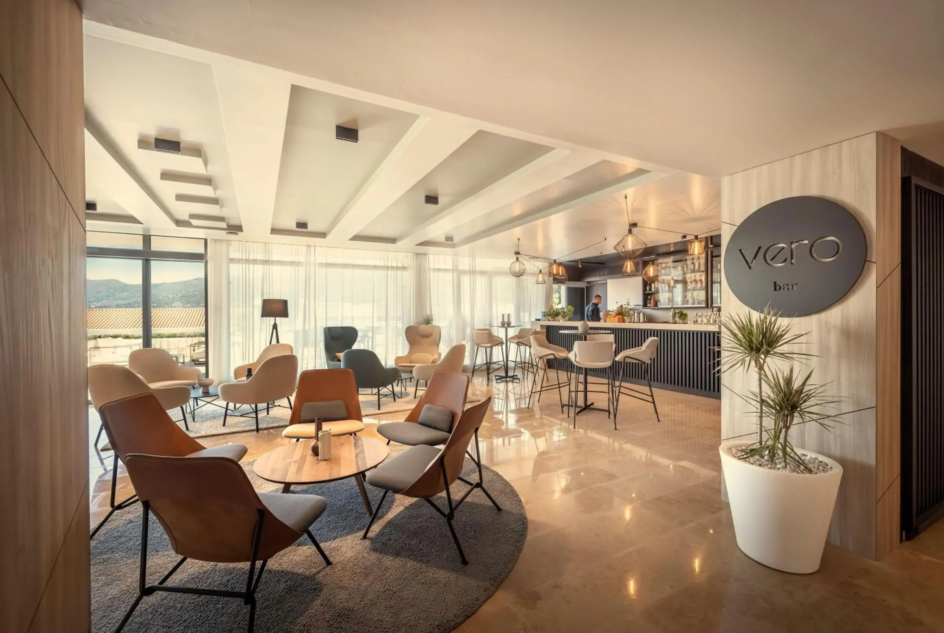 Lounge or bar in Tirena Sunny Hotel by Valamar