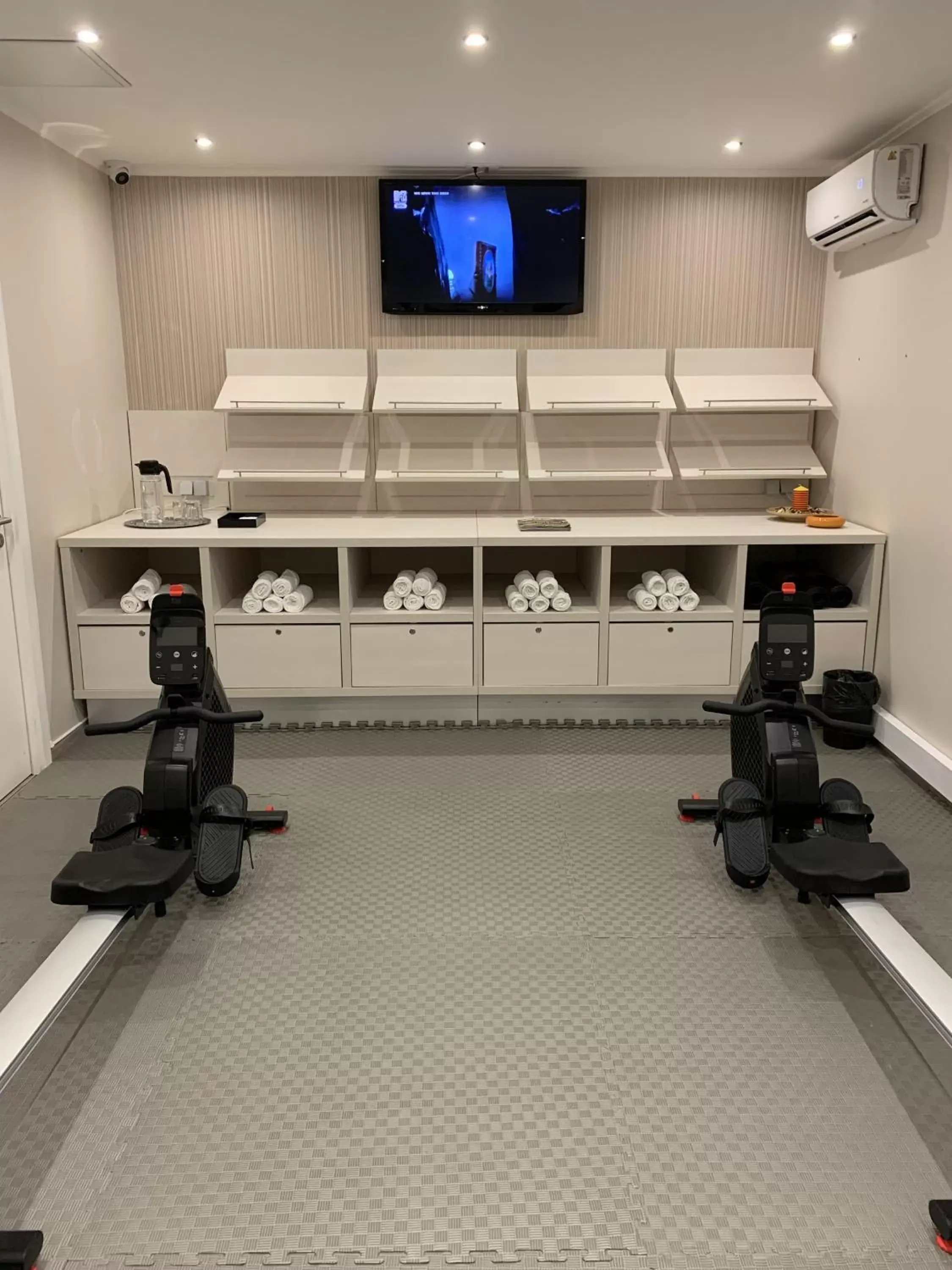 Fitness centre/facilities in Dinya Lisbon Hotel Fitness centre/facilities in Dinya Lisbon Hotel