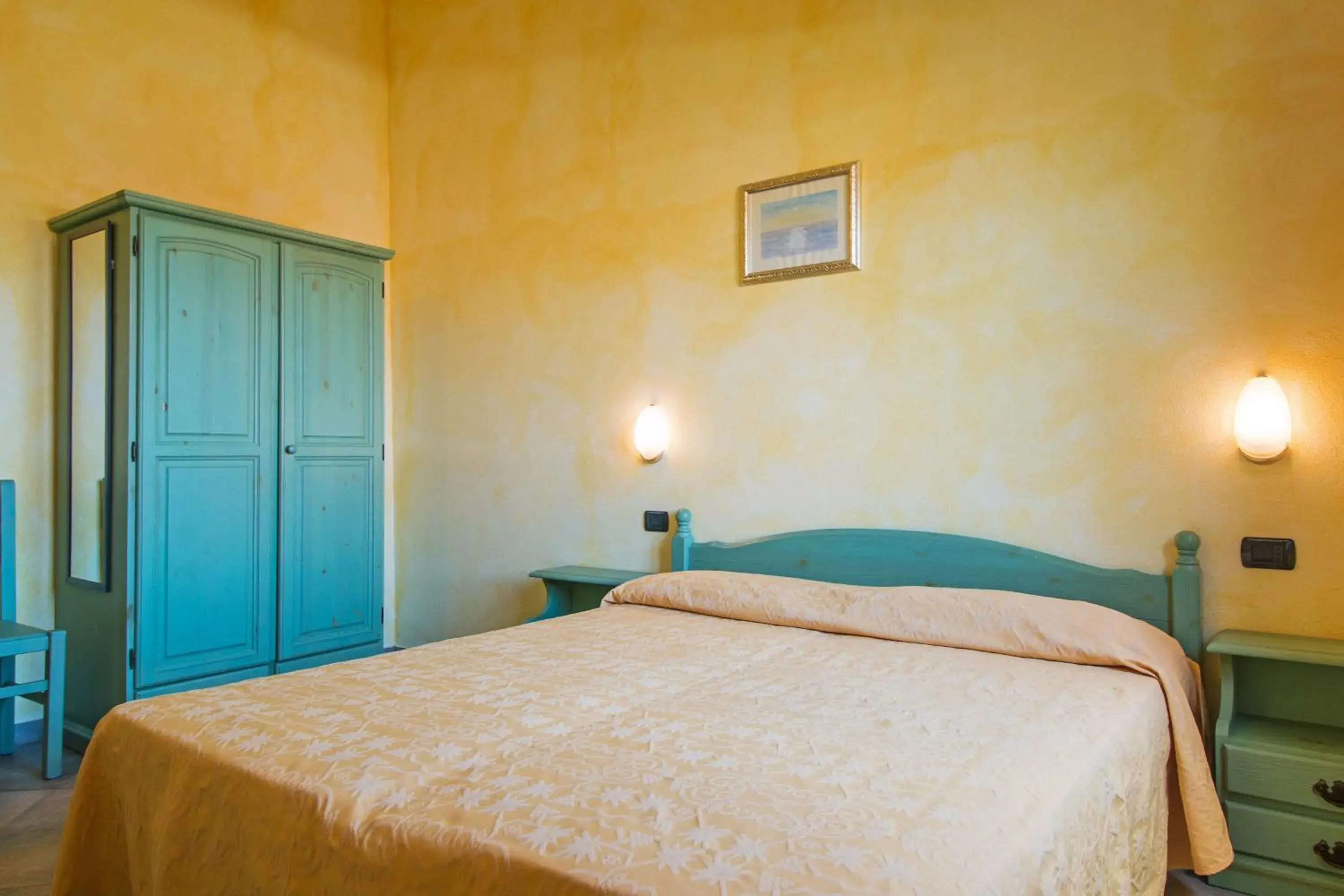Bedroom, Bed in Albergo Residenziale Gli Ontani