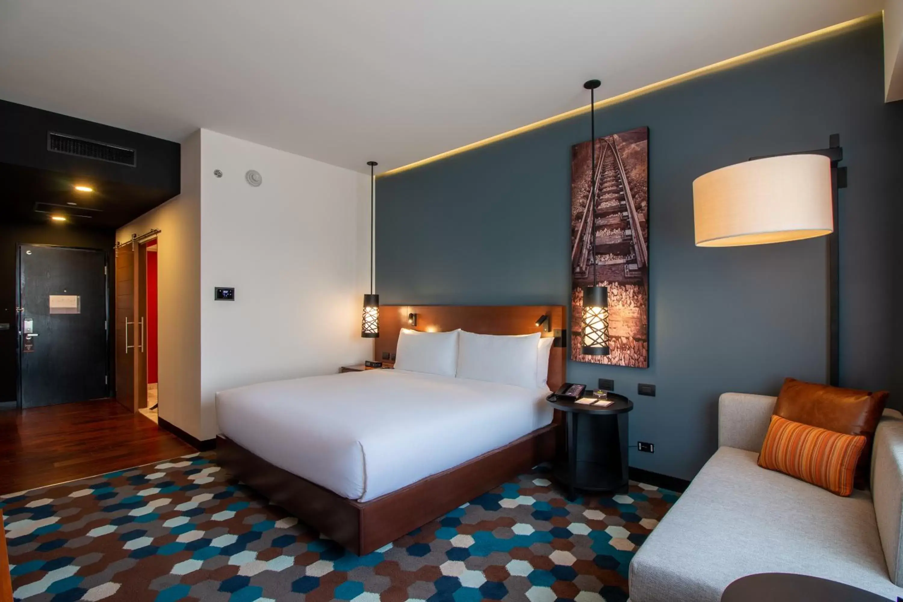 Bedroom, Bed in Doubletree By Hilton Celaya