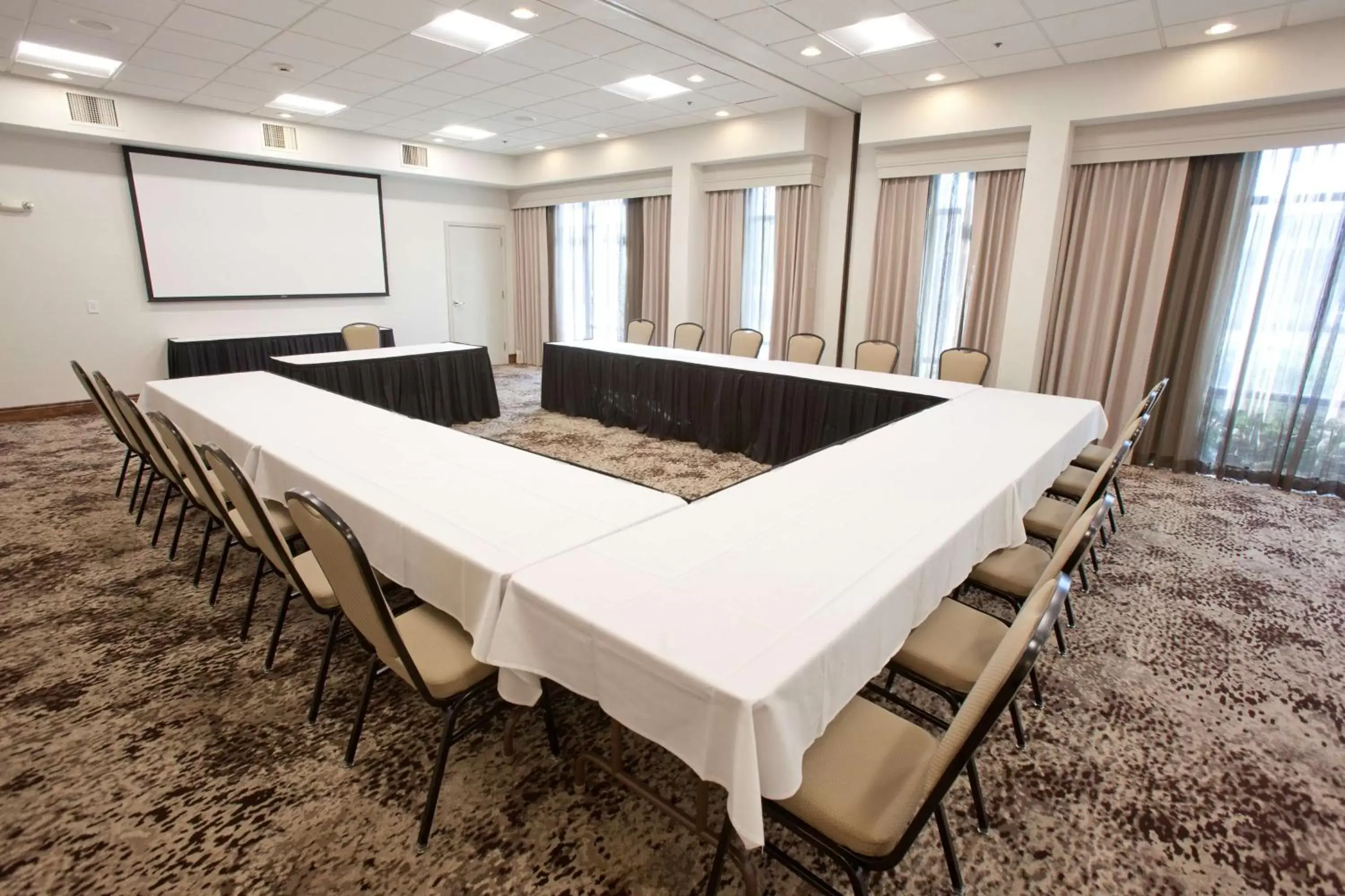 Meeting/conference room in Hampton Inn & Suites Nampa at the Idaho Center