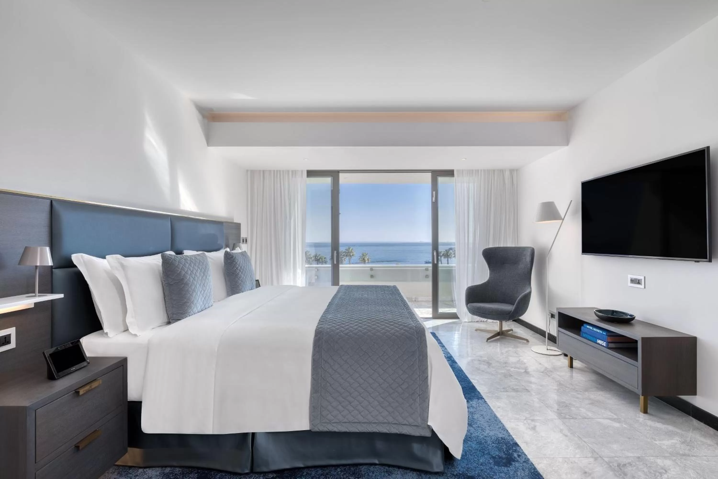 Bedroom, Bed in Parklane, a Luxury Collection Resort & Spa, Limassol