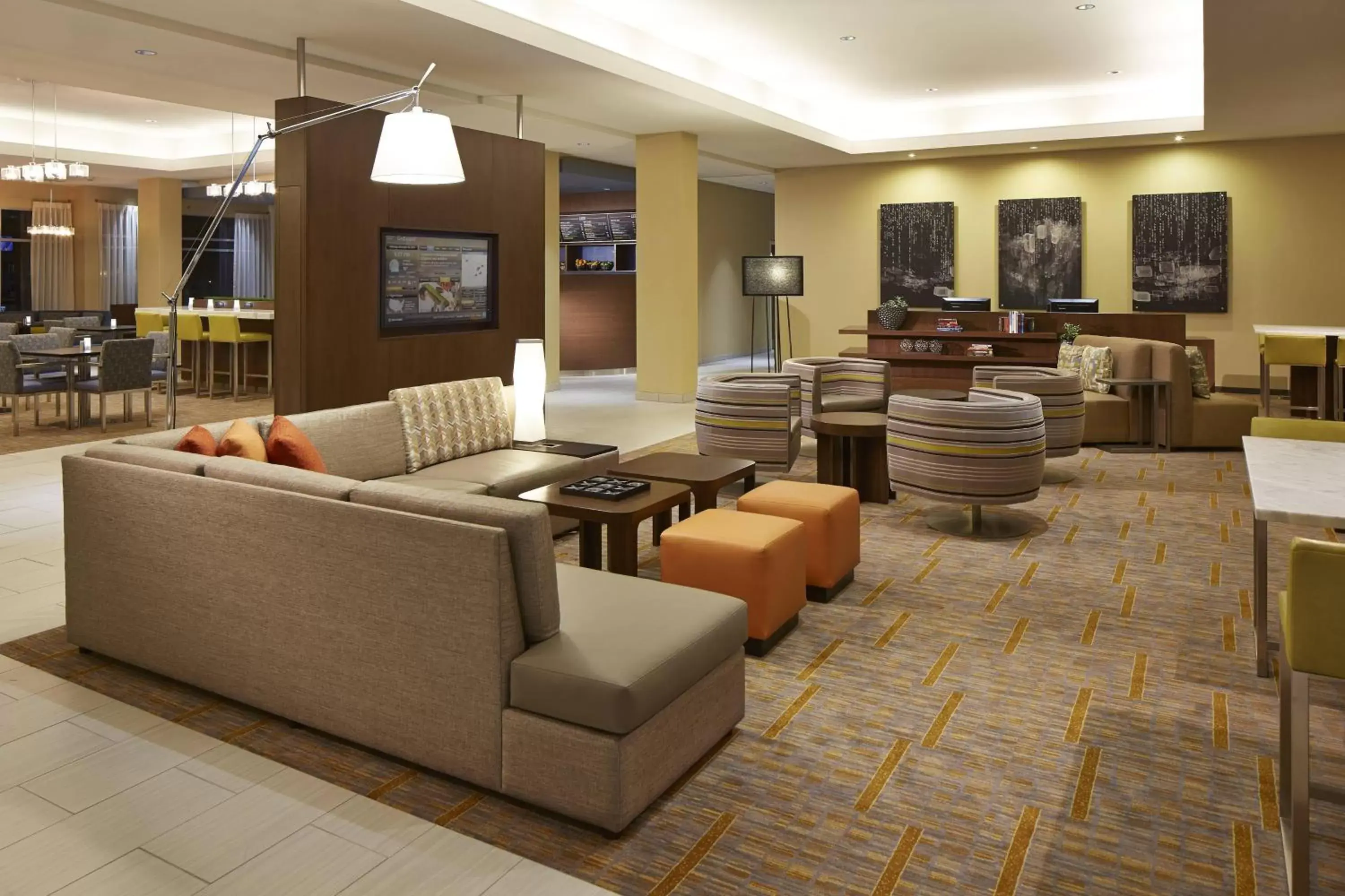 Lobby or reception in Courtyard by Marriott Sunnyvale Mountain View