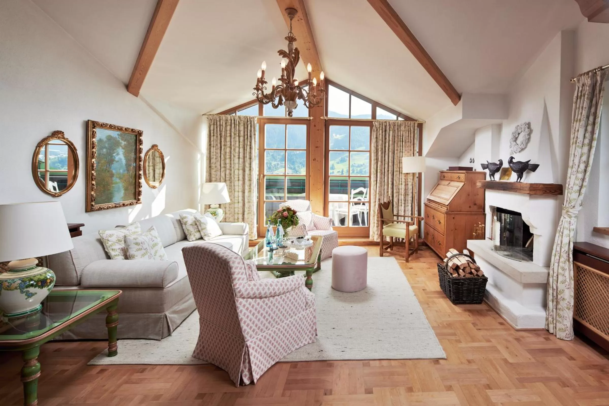 Living room in Relais & Châteaux Hotel Tennerhof