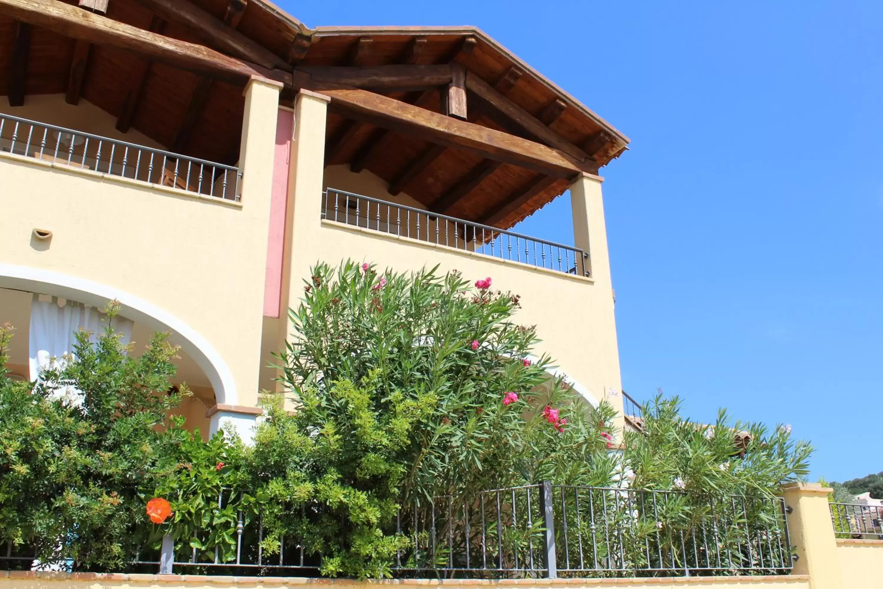 Garden, Property Building in Acquachiara Rooms