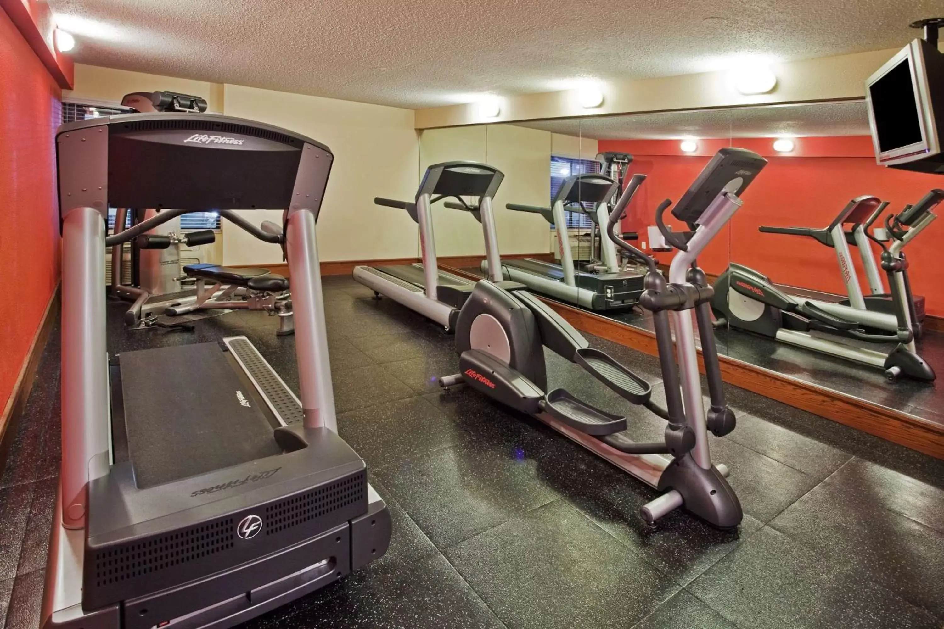 Activities, Fitness Center/Facilities in Country Inn & Suites by Radisson, Atlanta Galleria Ballpark, GA