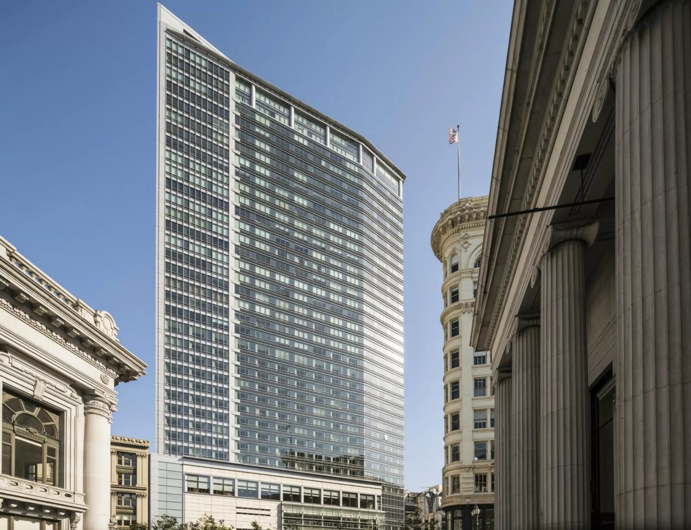 Facade/entrance, Property Building in Four Seasons Hotel San Francisco