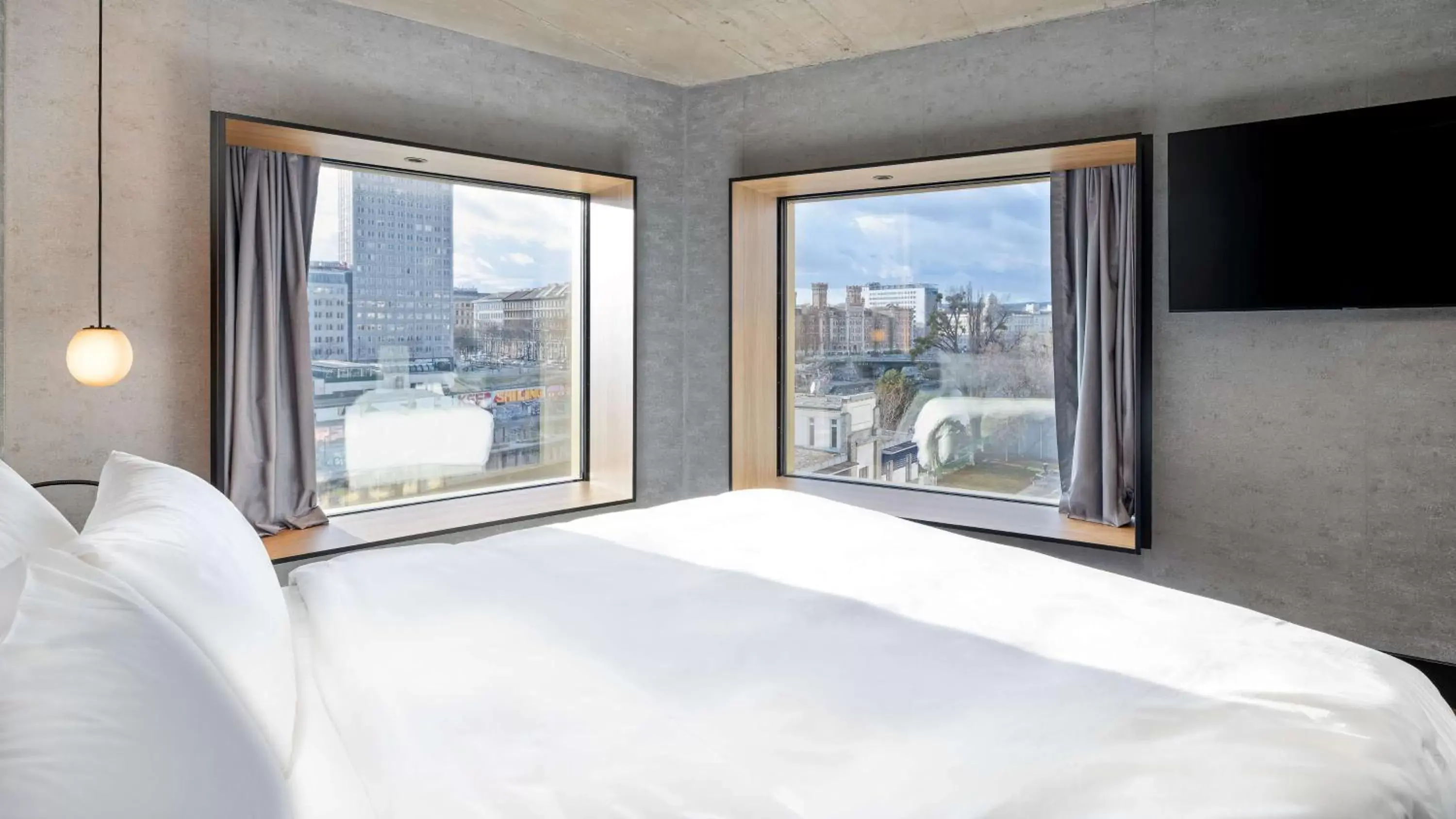 Photo of the whole room, Bed in Radisson RED Hotel, Vienna Photo of the whole room, Bed in Radisson RED Hotel, Vienna