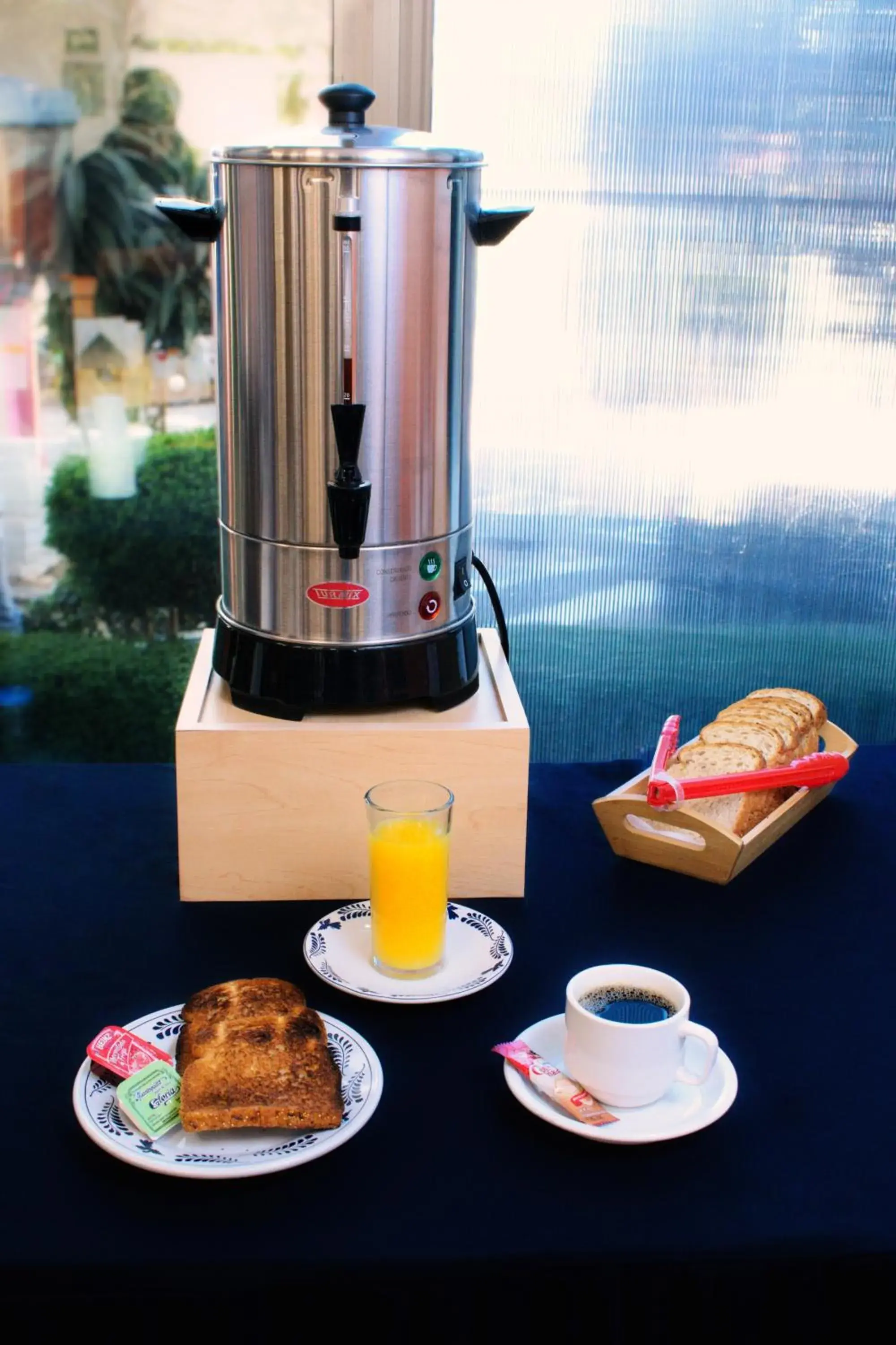 Breakfast in Puebla Inn Express
