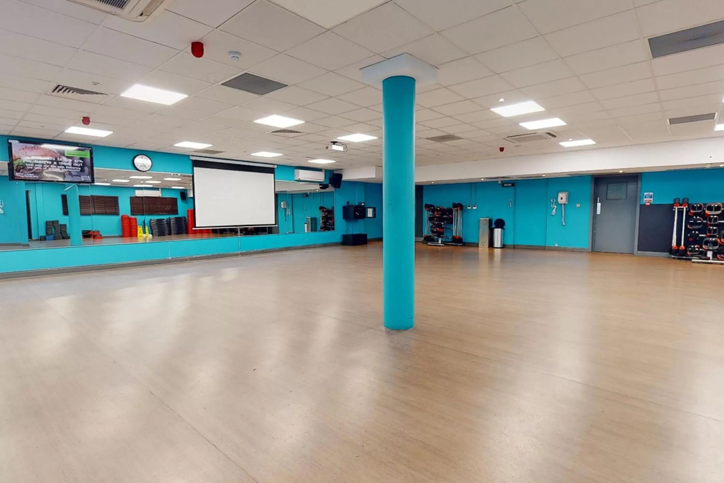 Fitness centre/facilities, Banquet Facilities in Village Hotel Cardiff