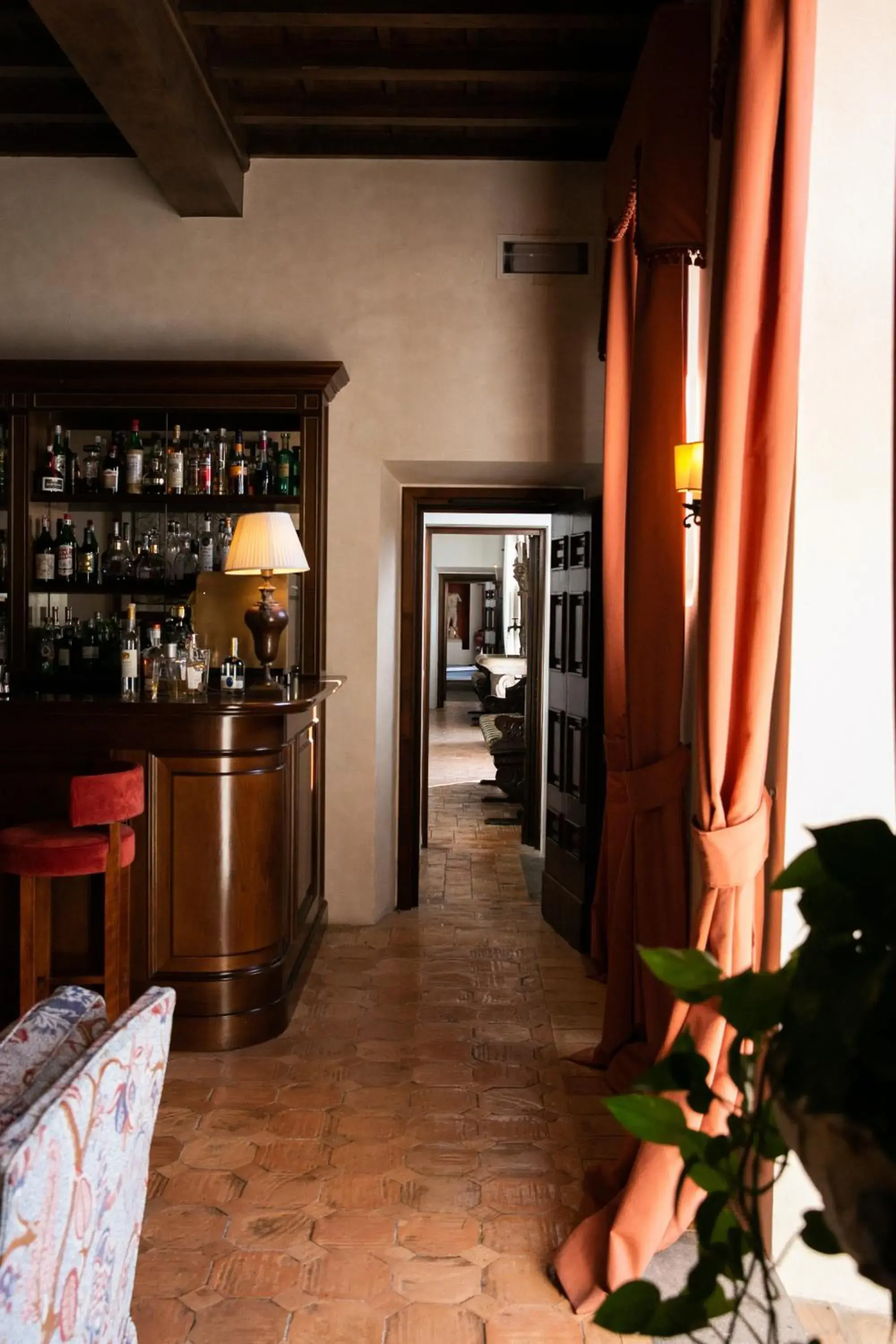 Lounge or bar in La Posta Vecchia Hotel