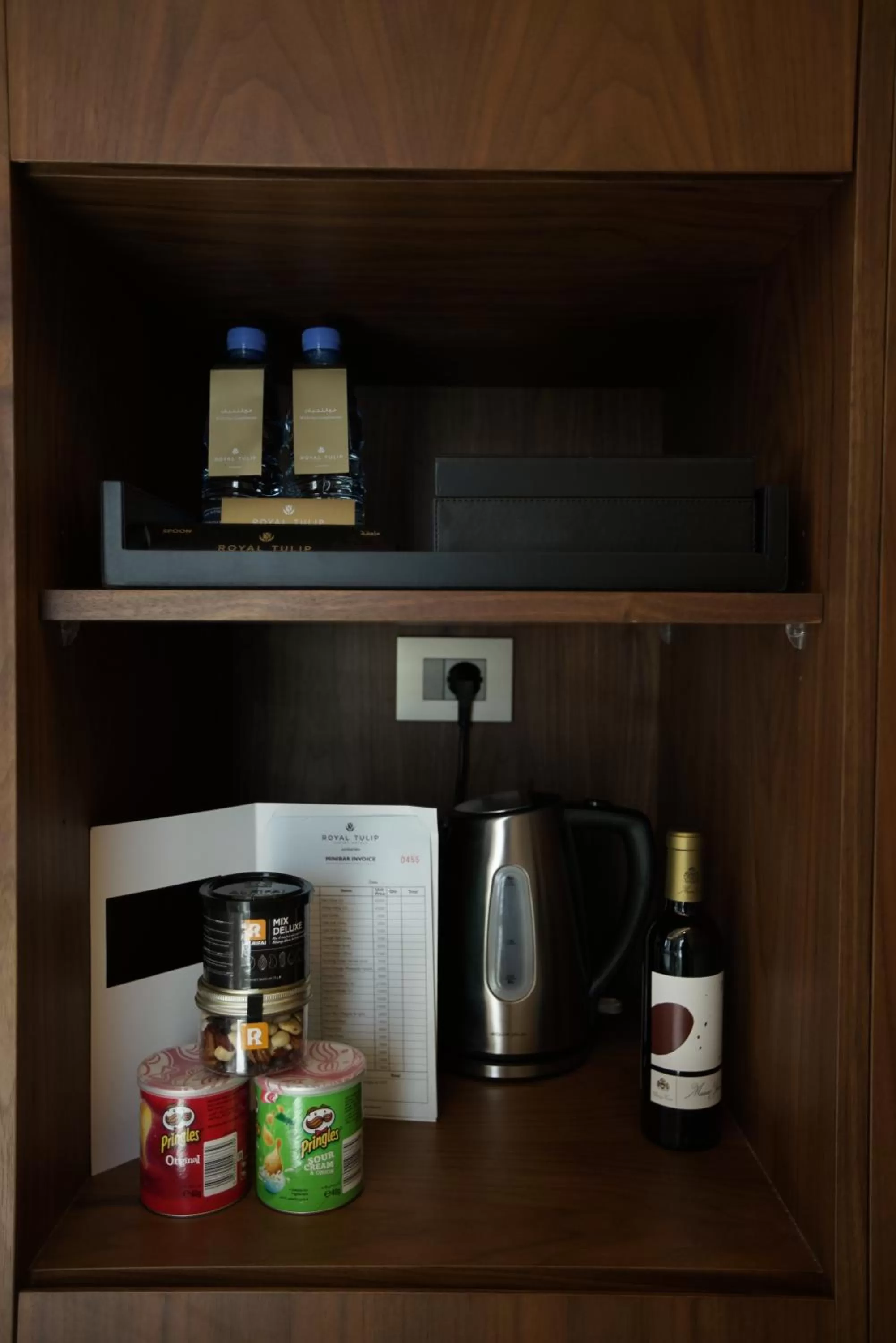 Coffee/tea facilities in Royal Tulip Achrafieh