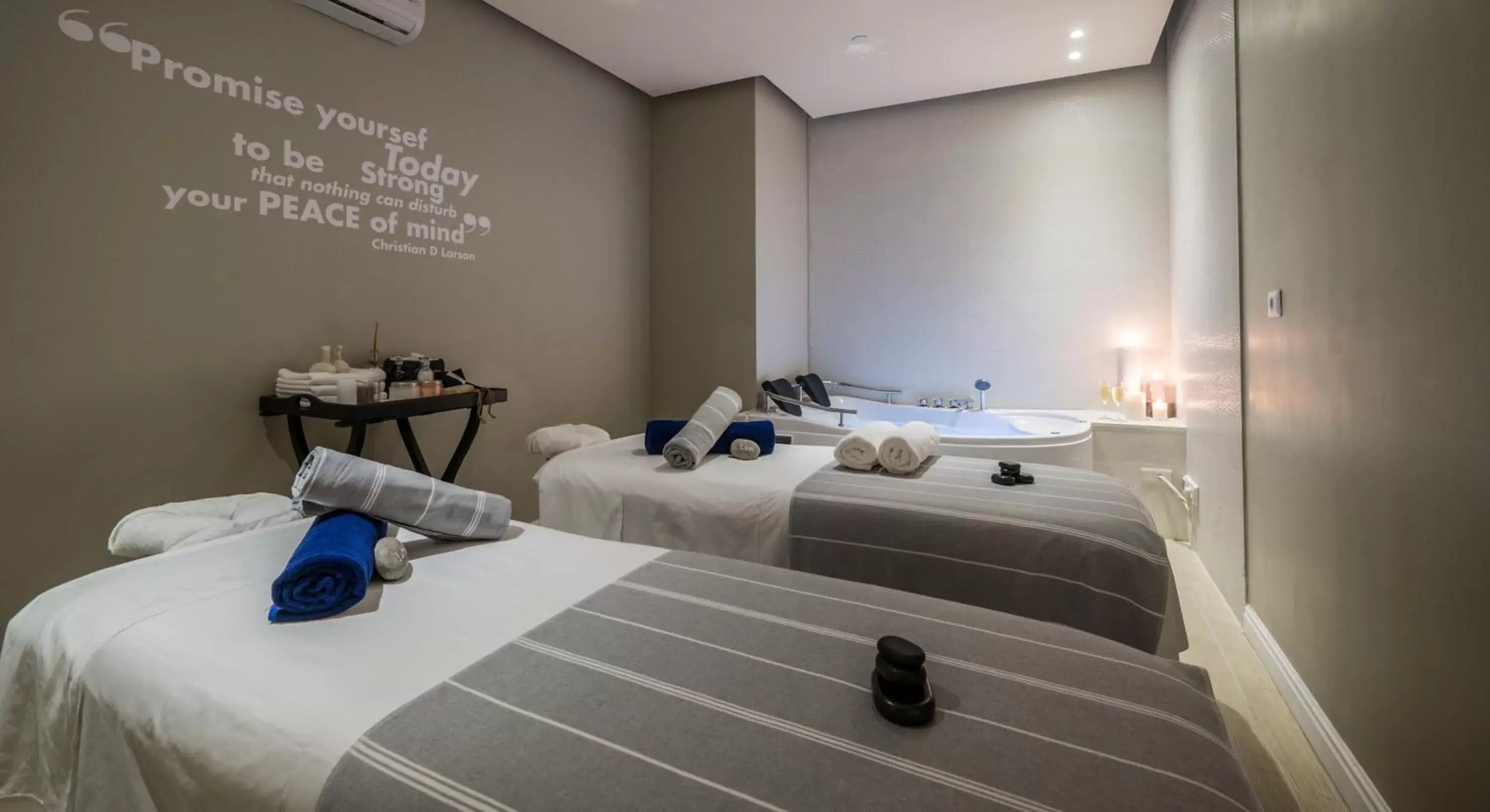 Massage, Room Photo in David Tower Hotel Netanya by Prima Hotels - 16 Plus