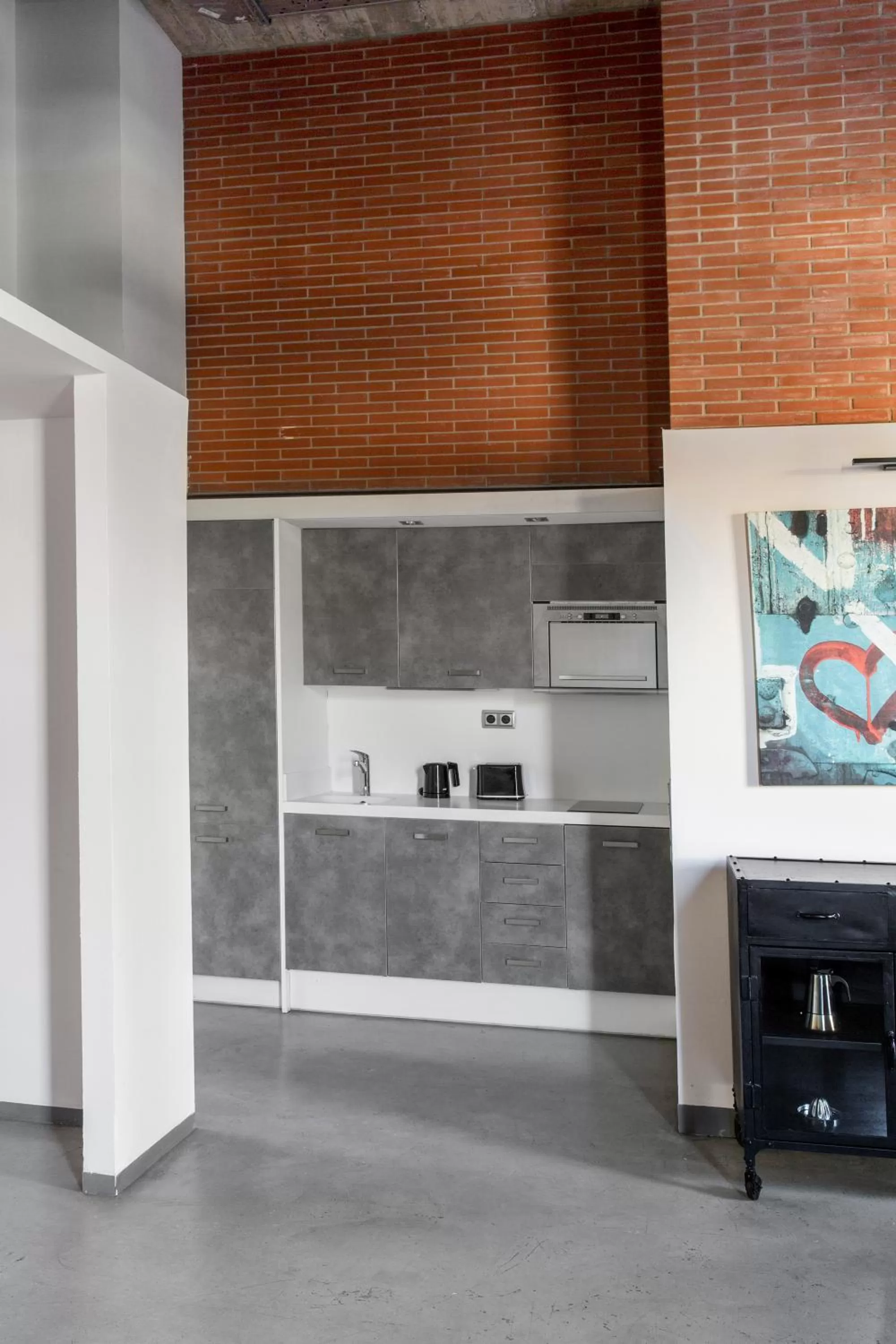 Kitchen or kitchenette in Barcelona Apartment Republica