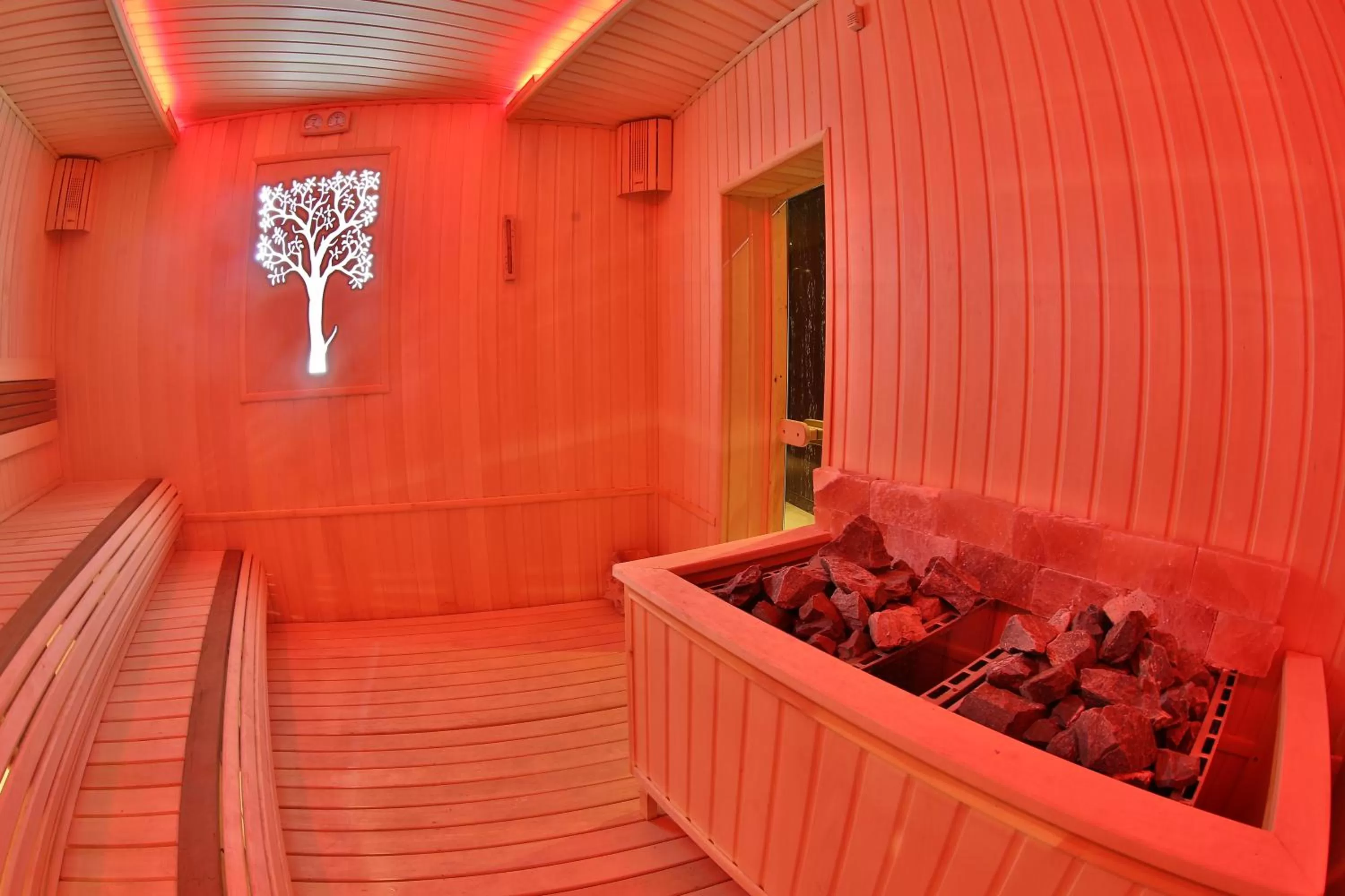 Hot Tub in Sahid Zarafshon