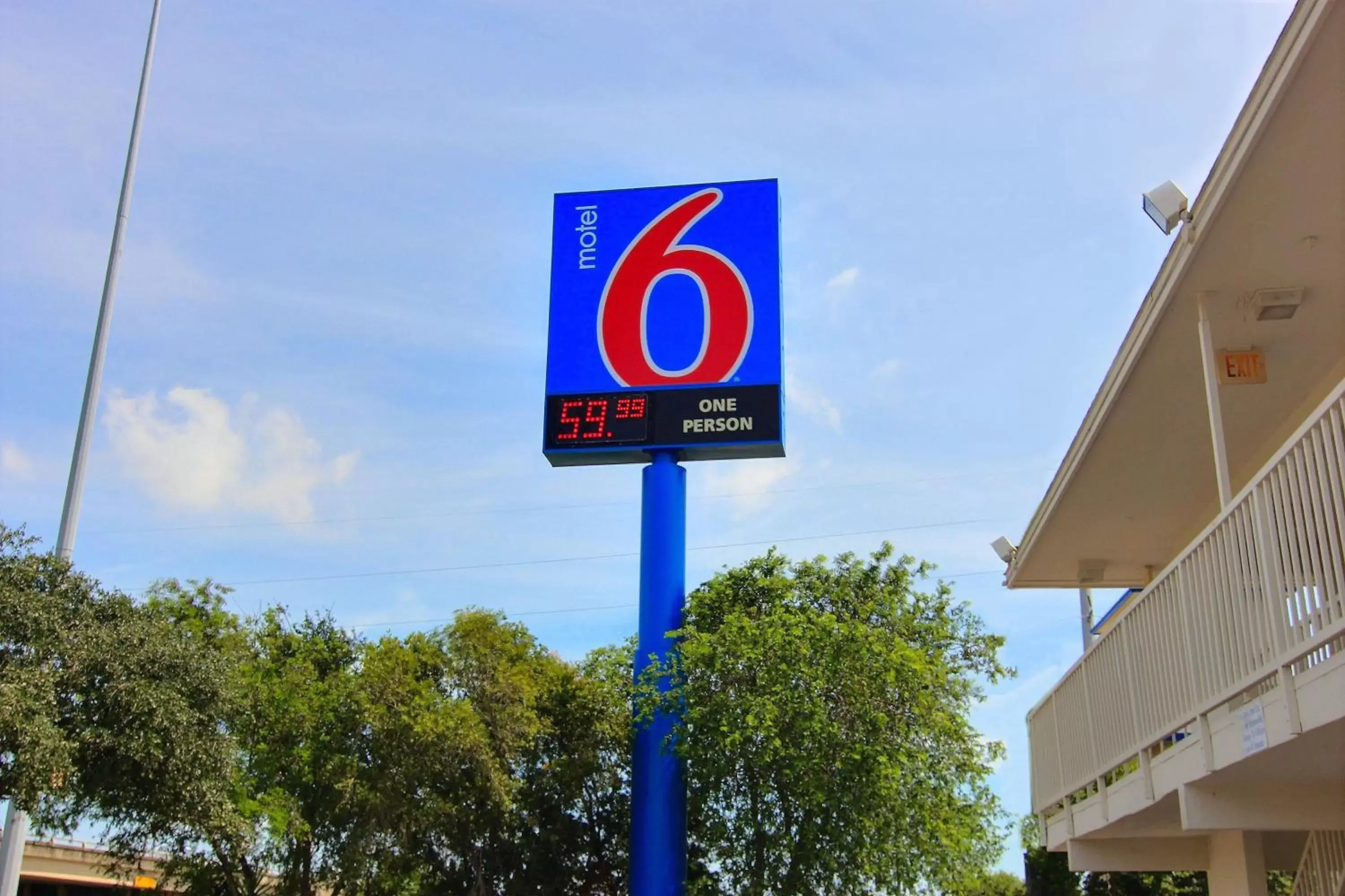 Facade/entrance in Motel 6-Corpus Christi, TX - Northwest