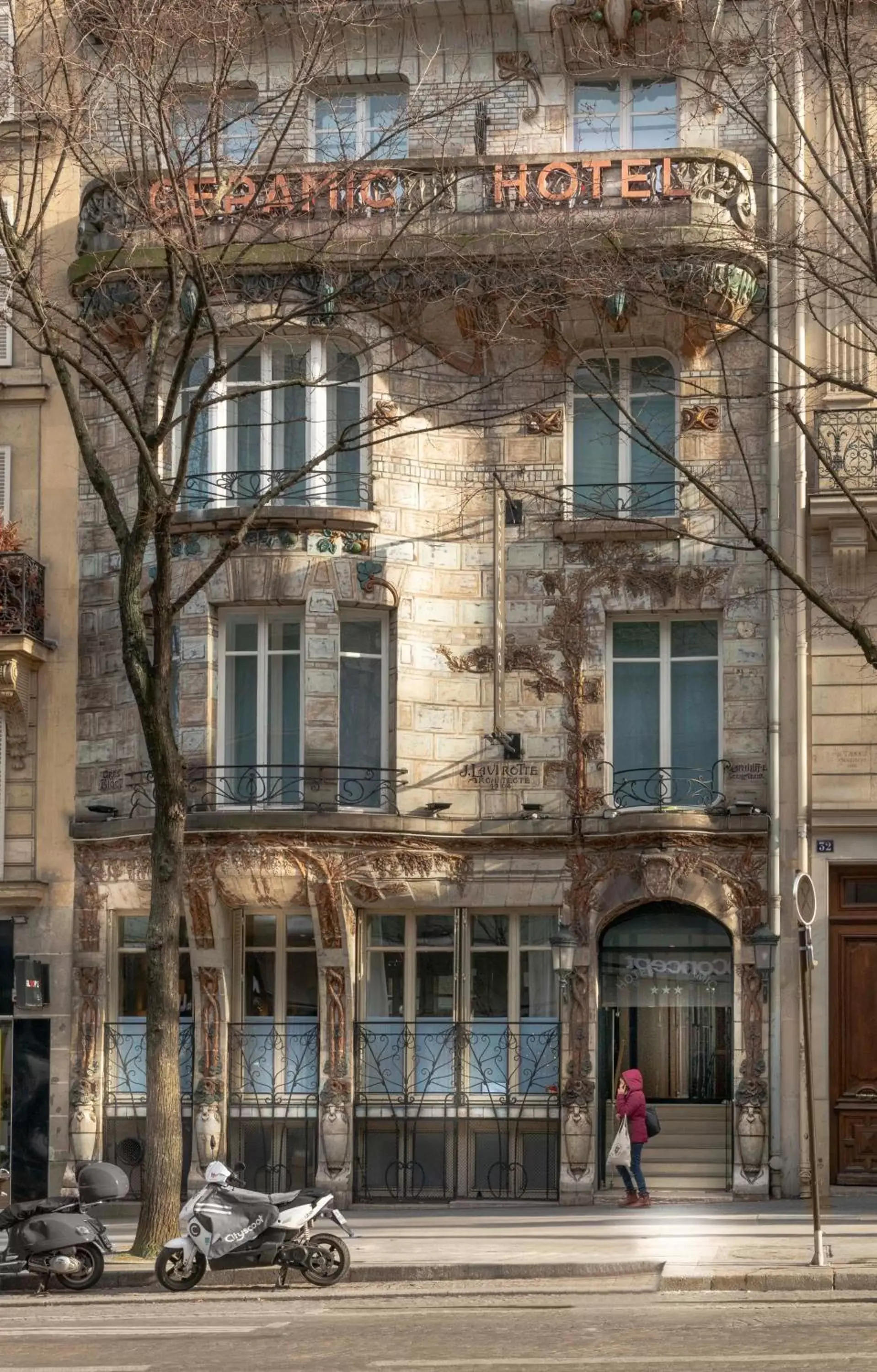 Property Building in Elysées Ceramic