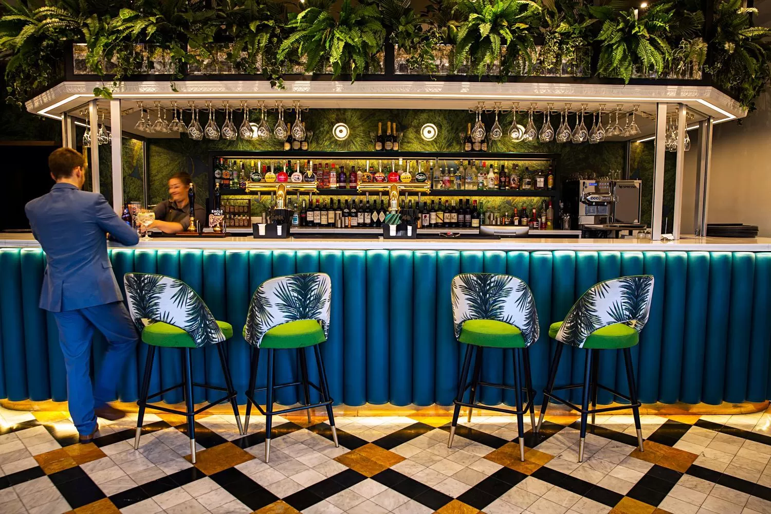 Lounge or bar in Bedford Swan Hotel and Thermal Spa