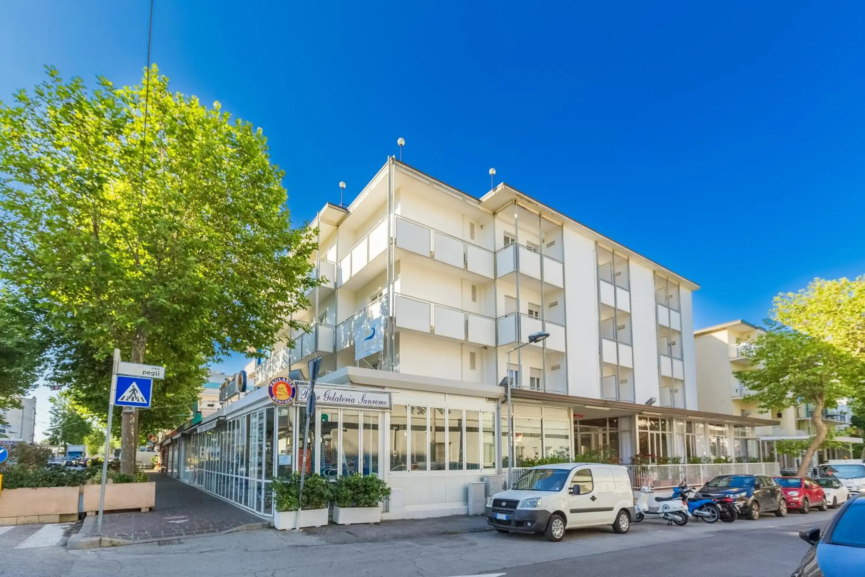 Property Building in Hotel Sanremo