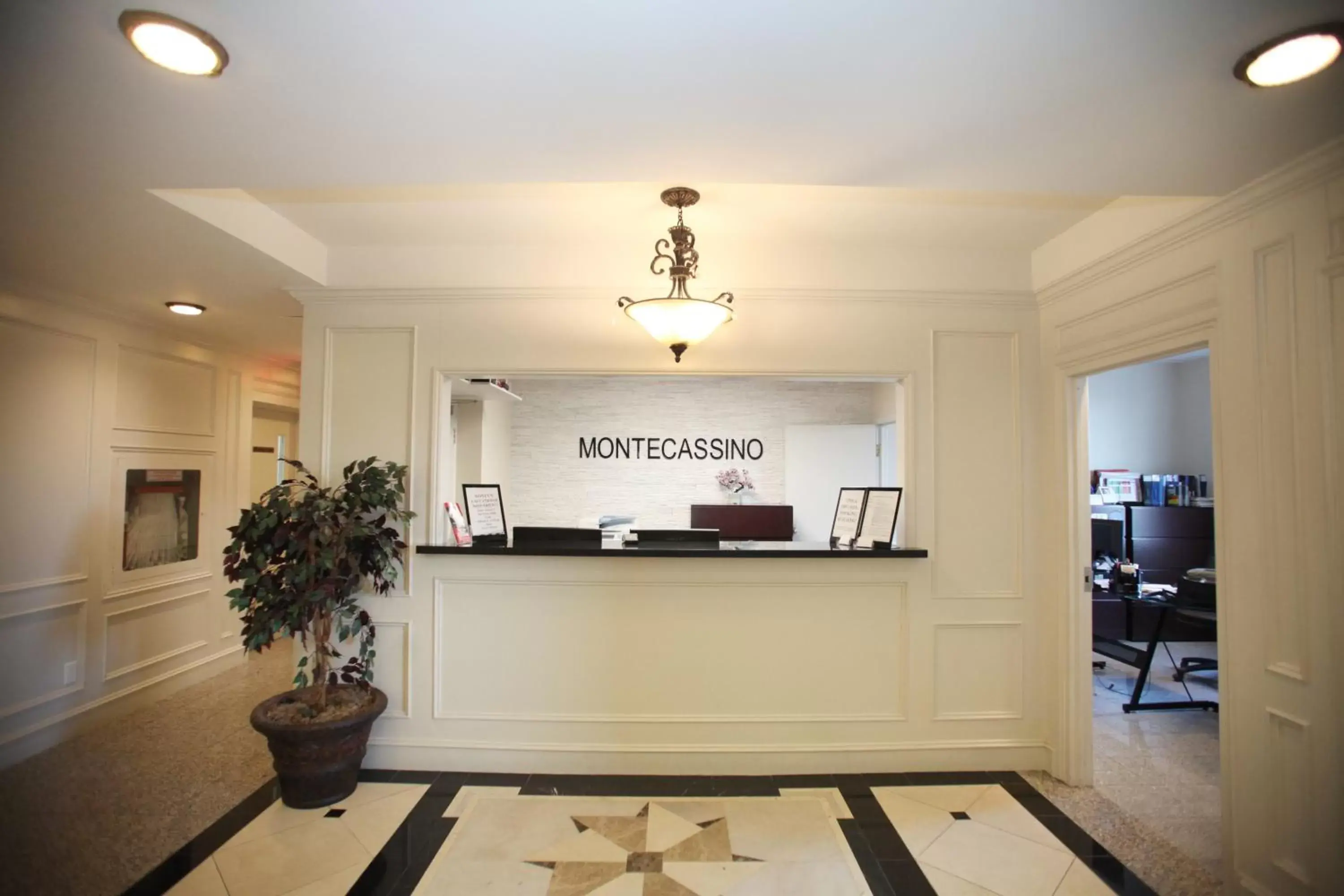 Lobby or reception in Montecassino Hotel & Suites