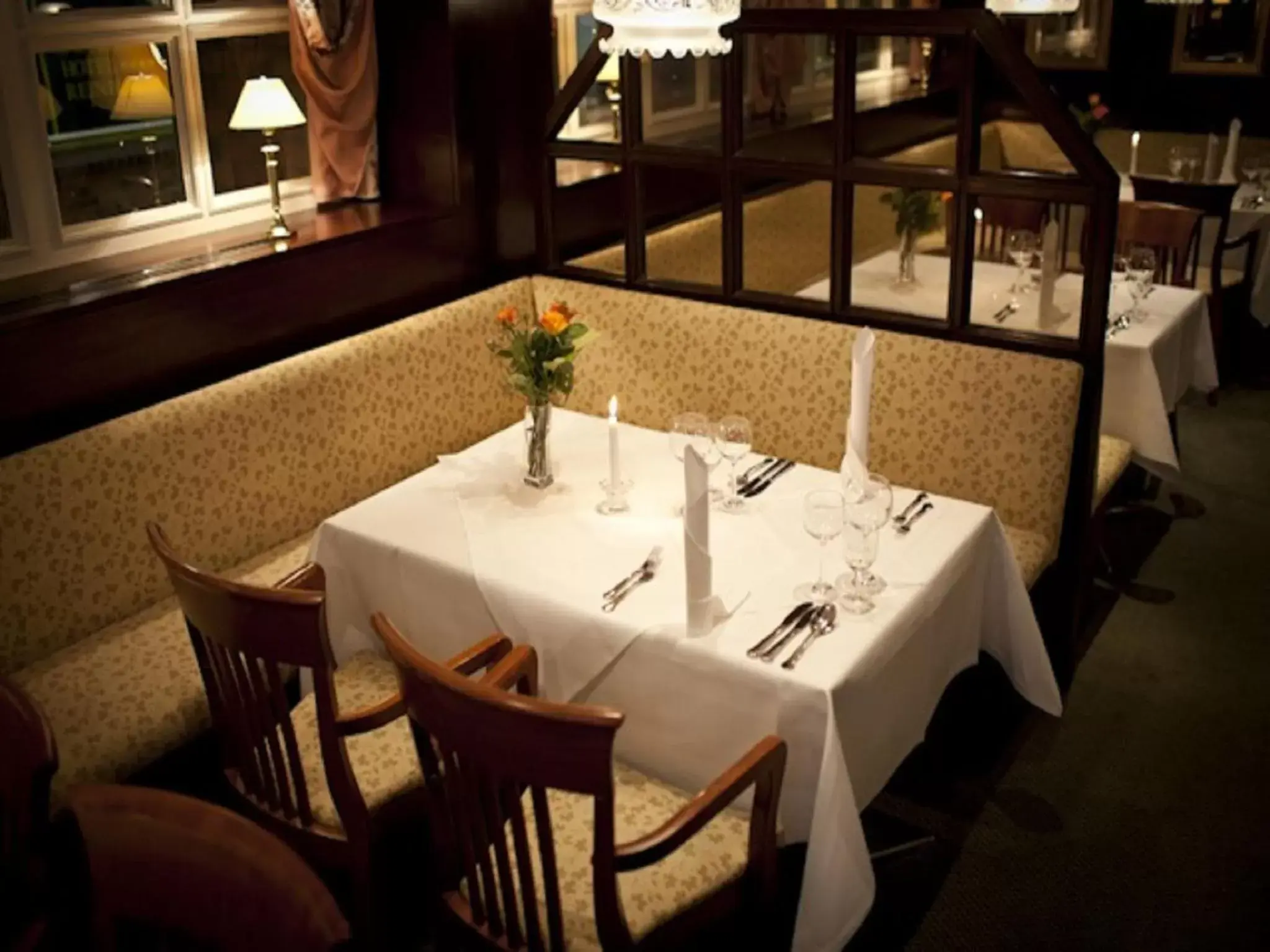 Restaurant/places to eat in Sachsenwald Hotel Reinbek Restaurant/places to eat in Sachsenwald Hotel Reinbek