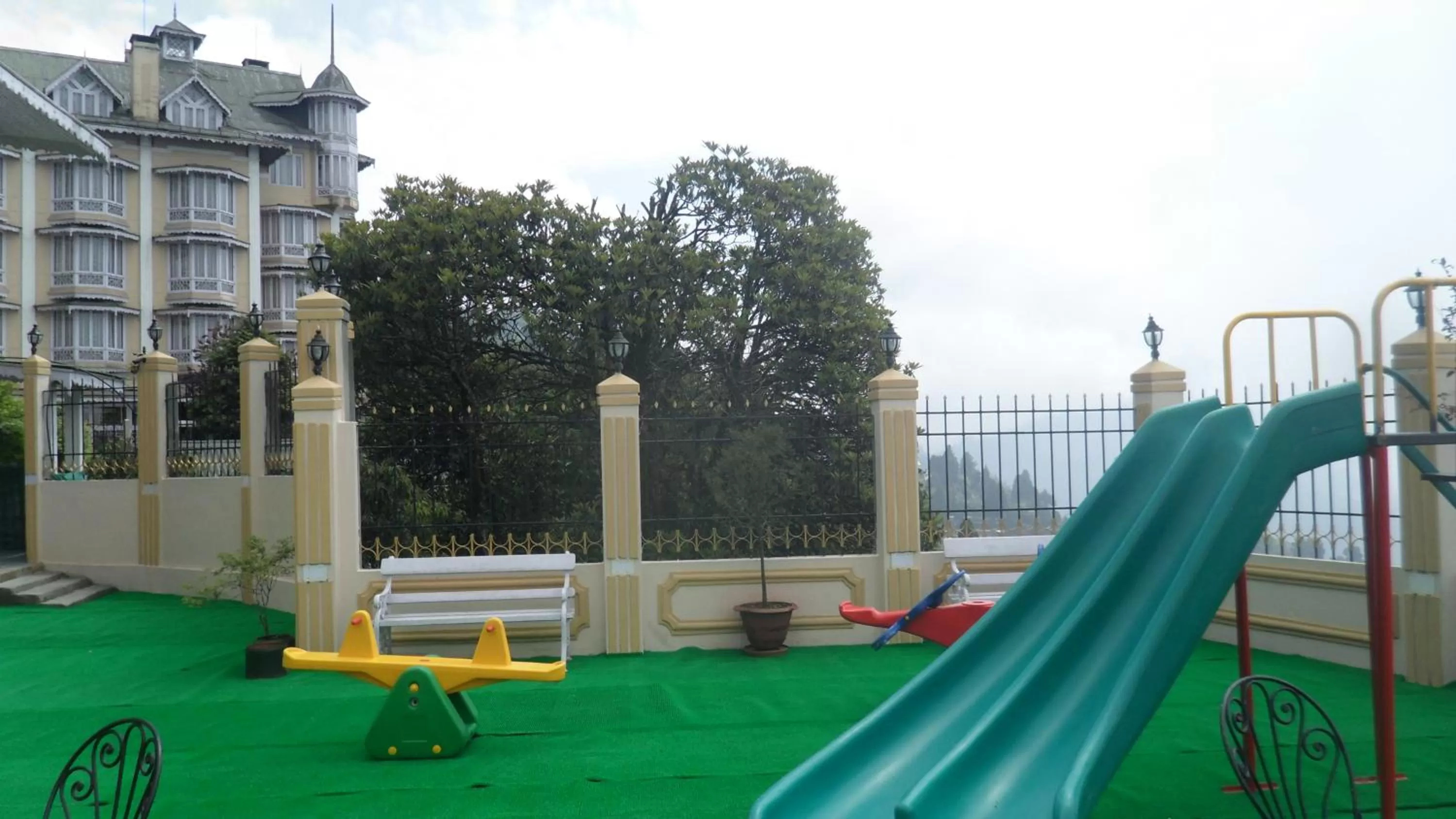 Children play ground, Water Park in Cedar Inn