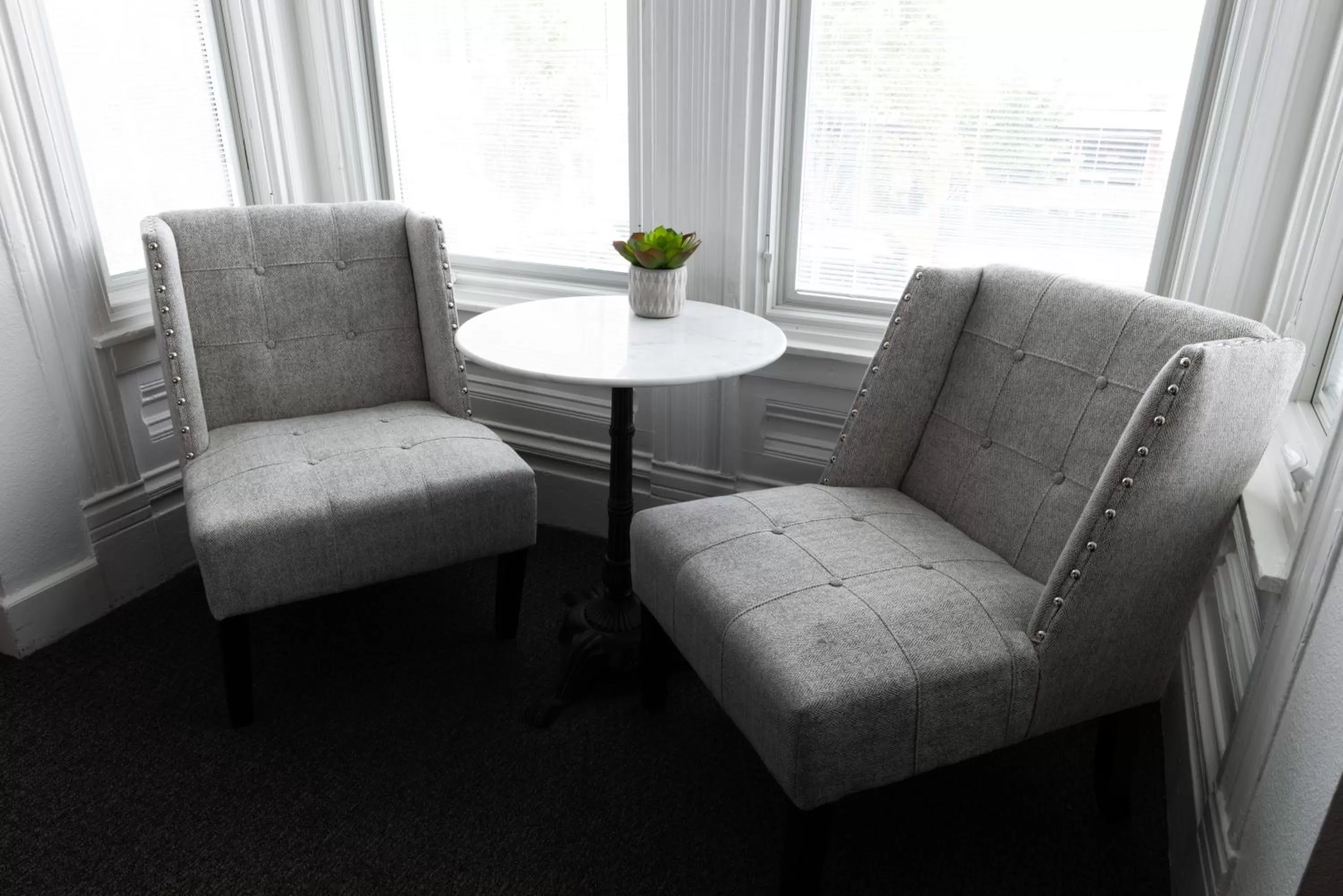 Bedroom in The Metro Hotel