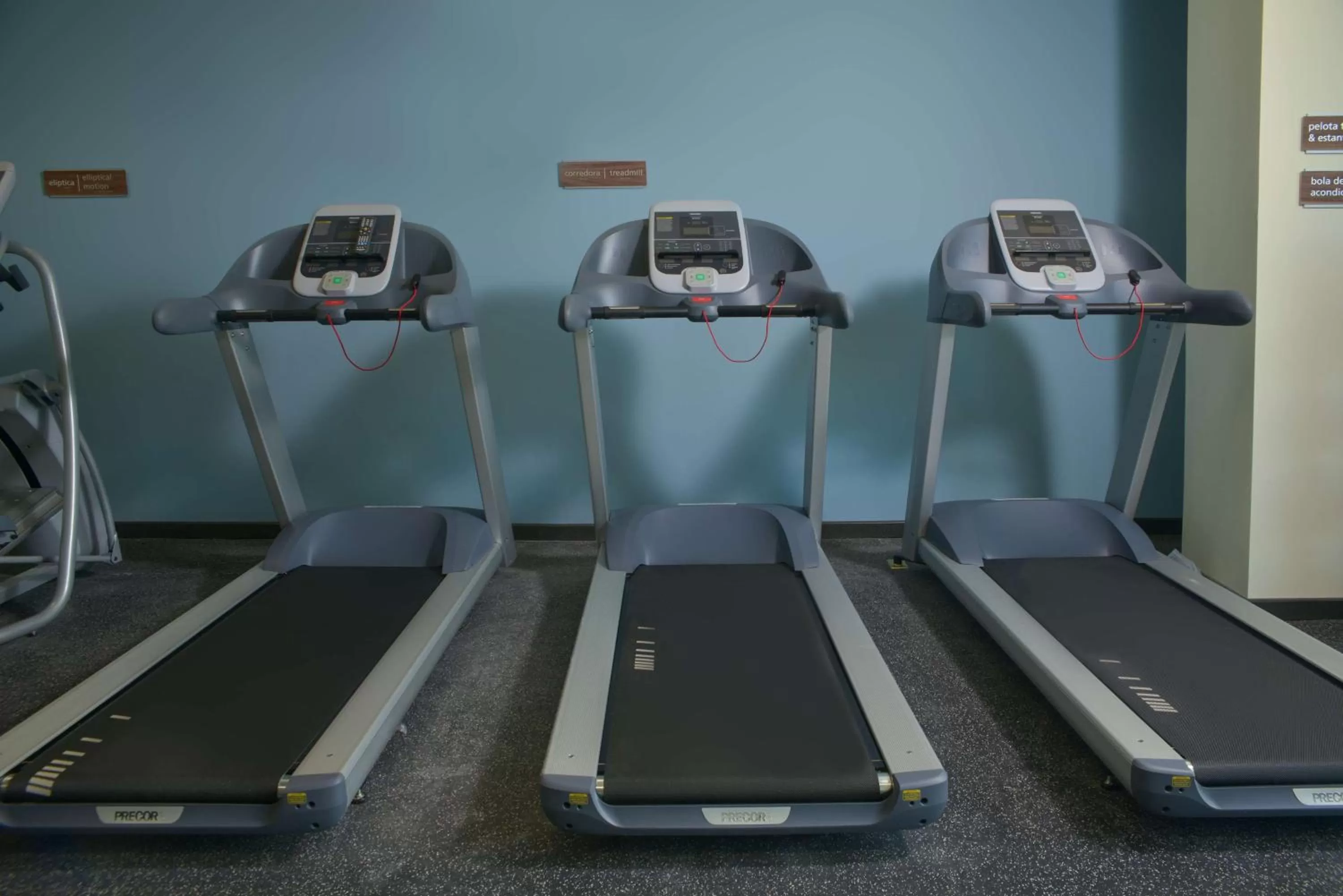 Fitness centre/facilities in Hampton Inn Zacatecas