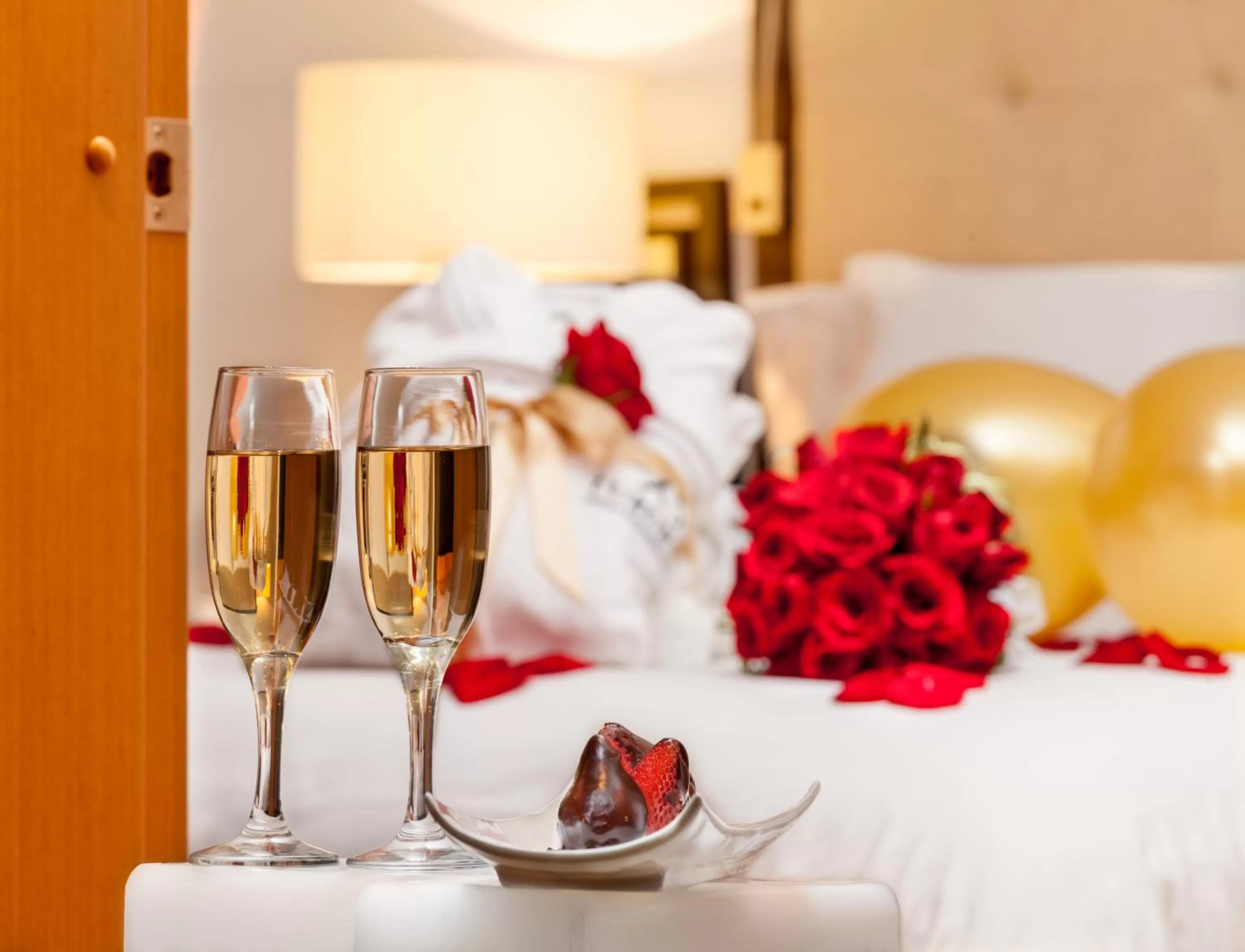 Bed in Hotel 93 Luxury Suites by Preferred