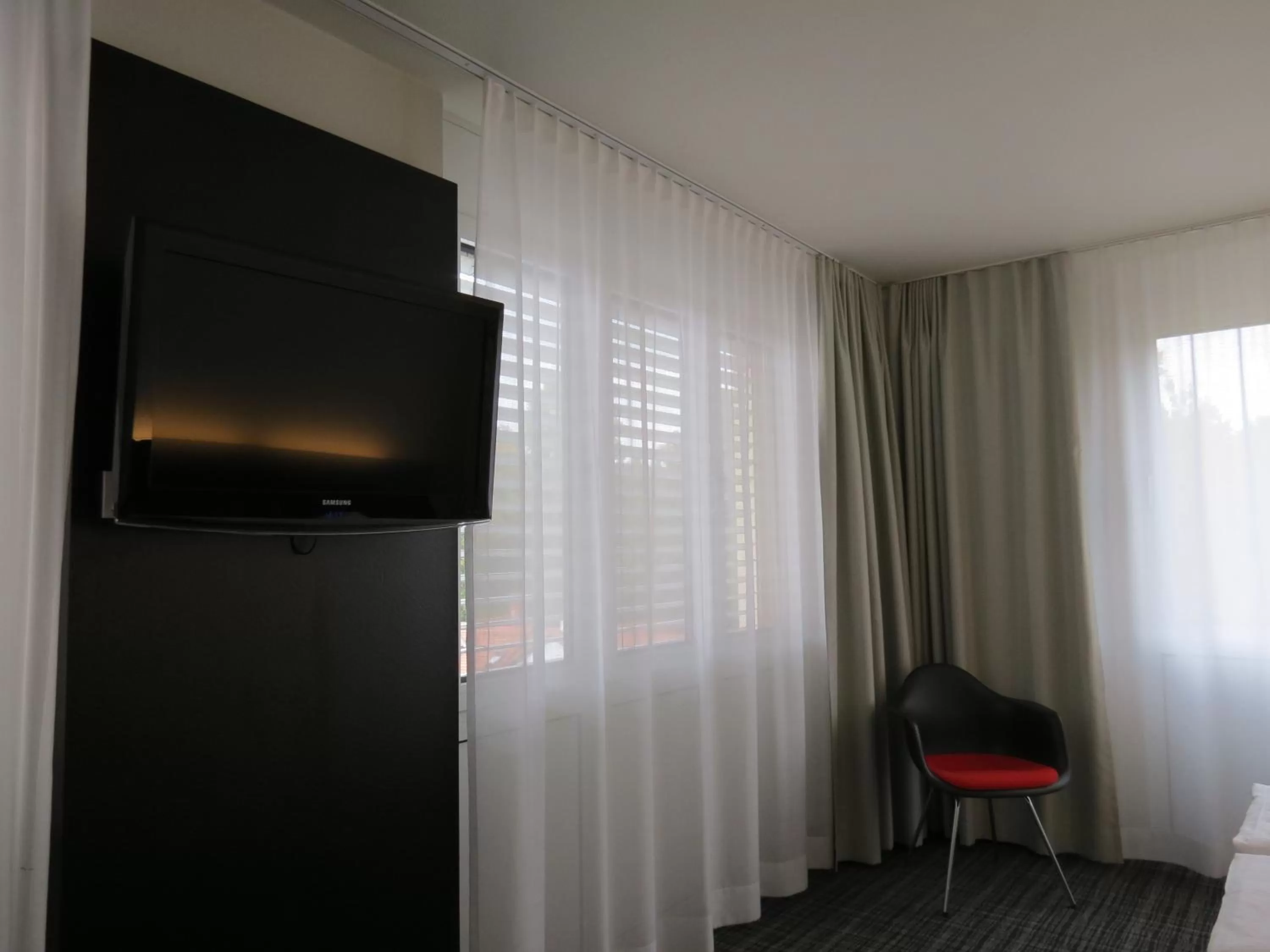 People in Comfor Hotel Ulm City