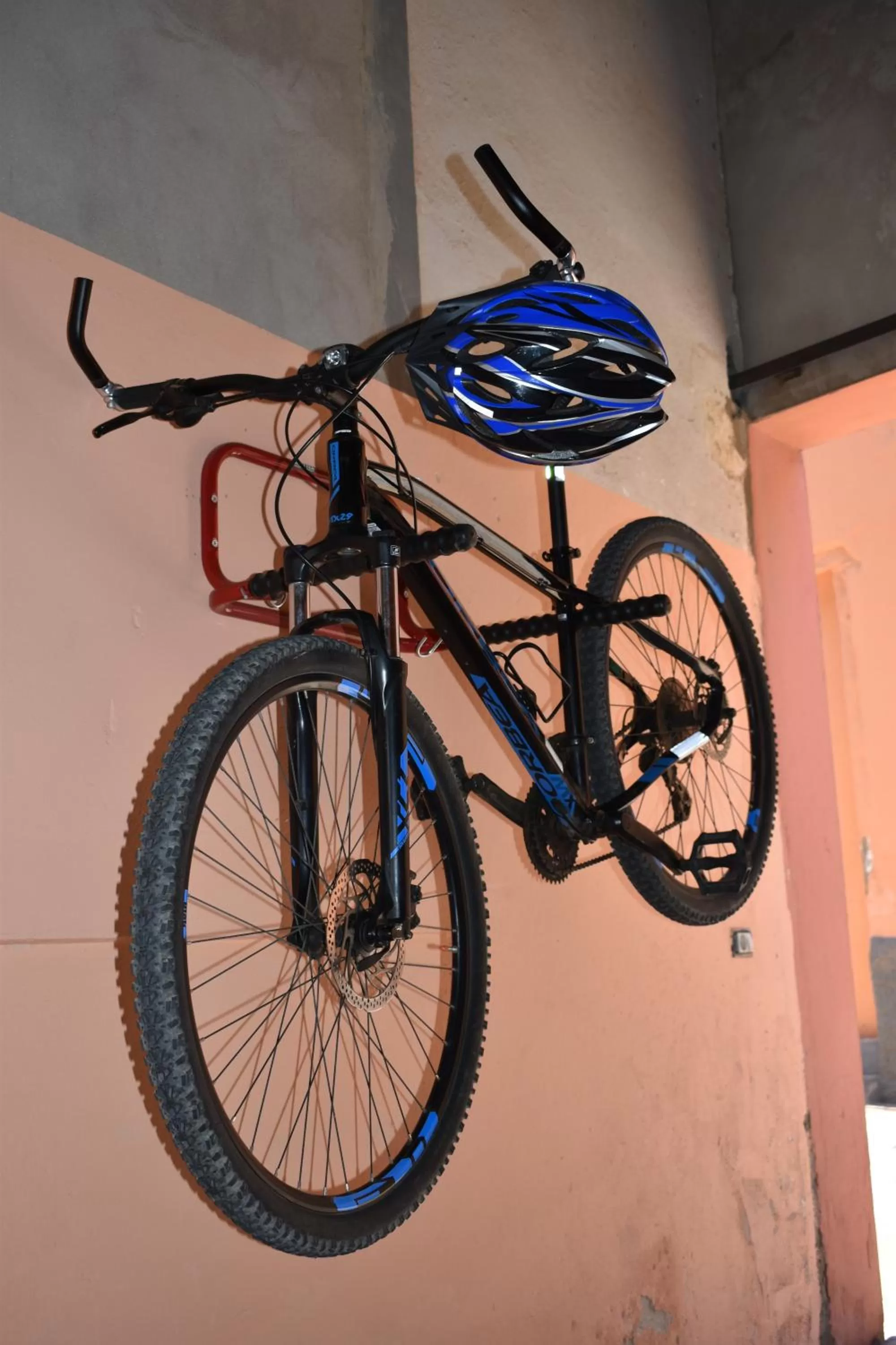 People in Villa Nestor