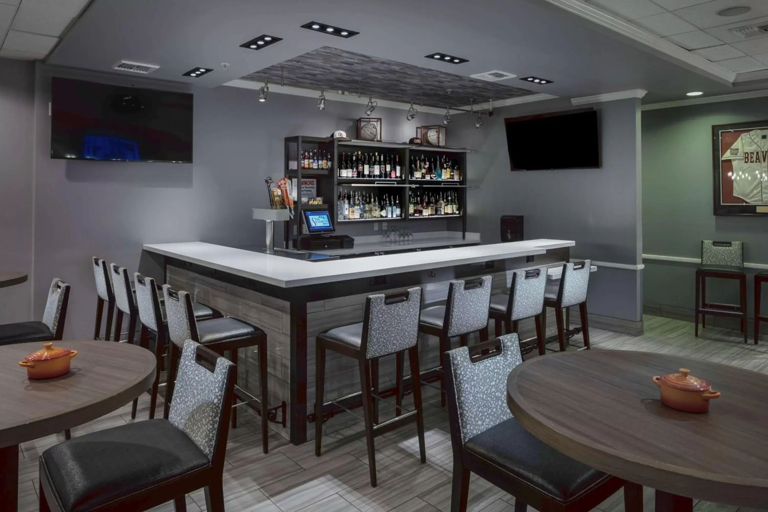 Lounge or bar, Lounge/Bar in Hilton Garden Inn Corvallis