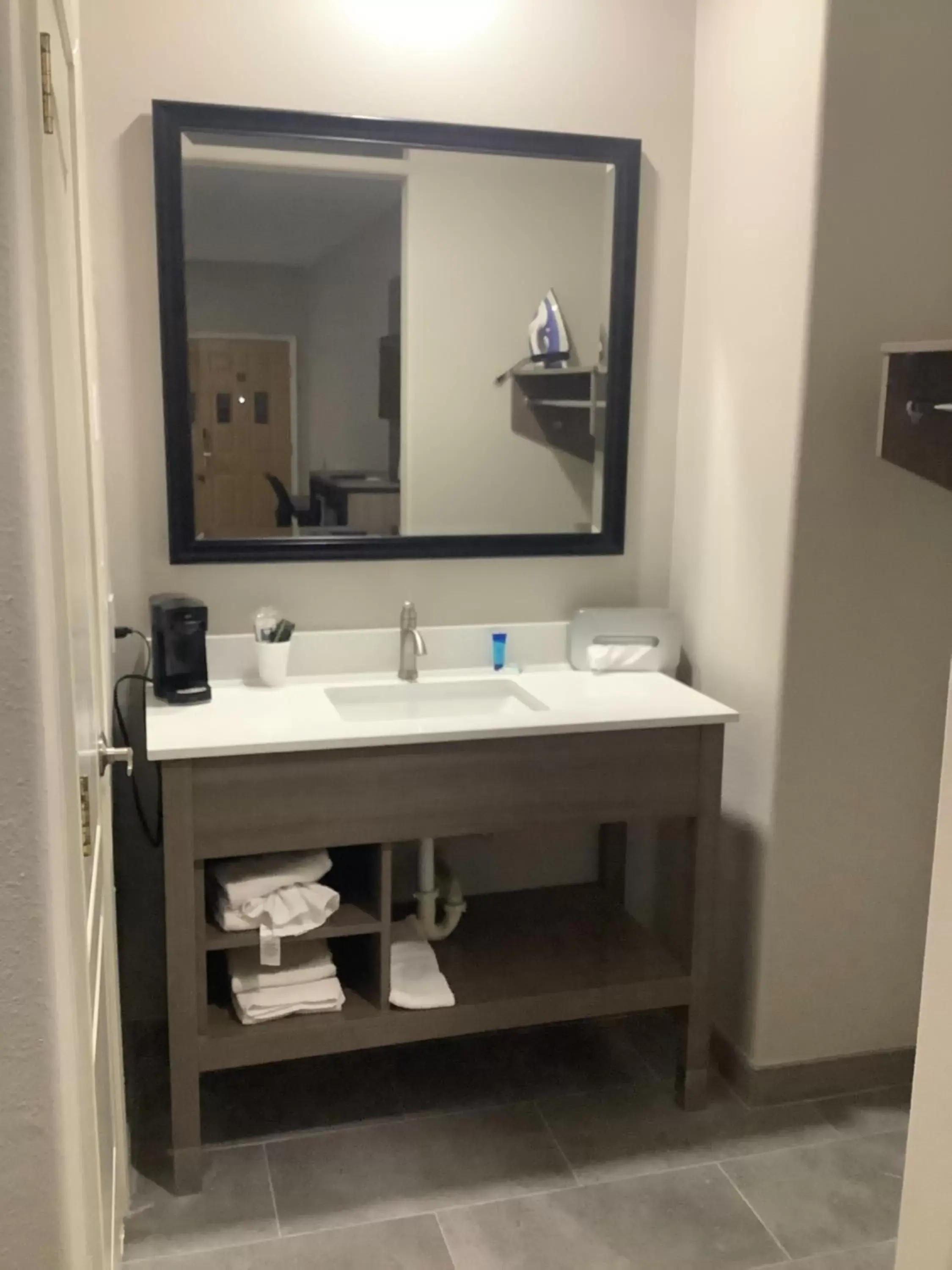 Bathroom in Americas Best Value Inn & Suites San Benito