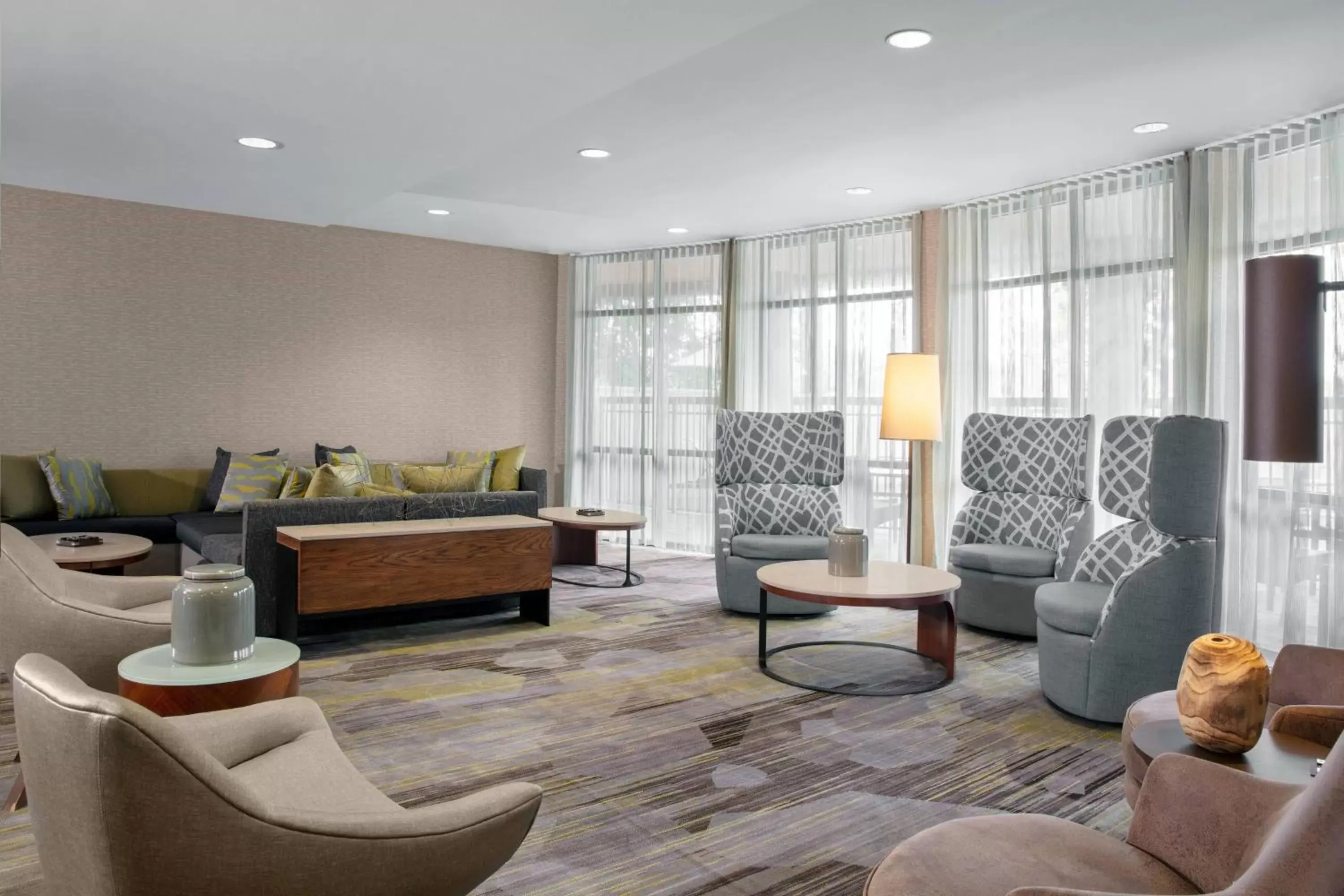 Lobby or reception in Courtyard by Marriott Jacksonville I-295/East Beltway