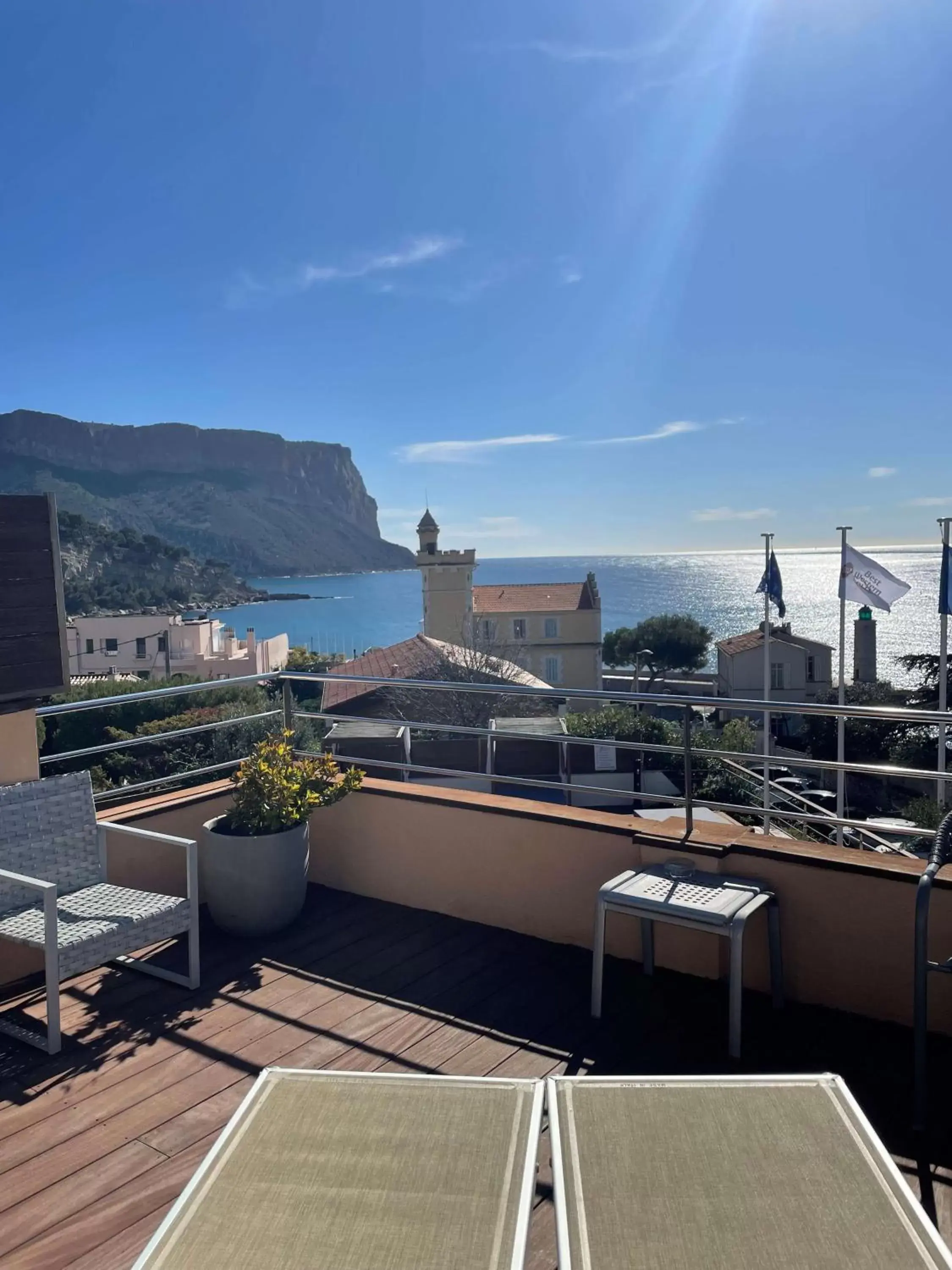 View (from property/room) in Best Western Plus Hôtel la Rade