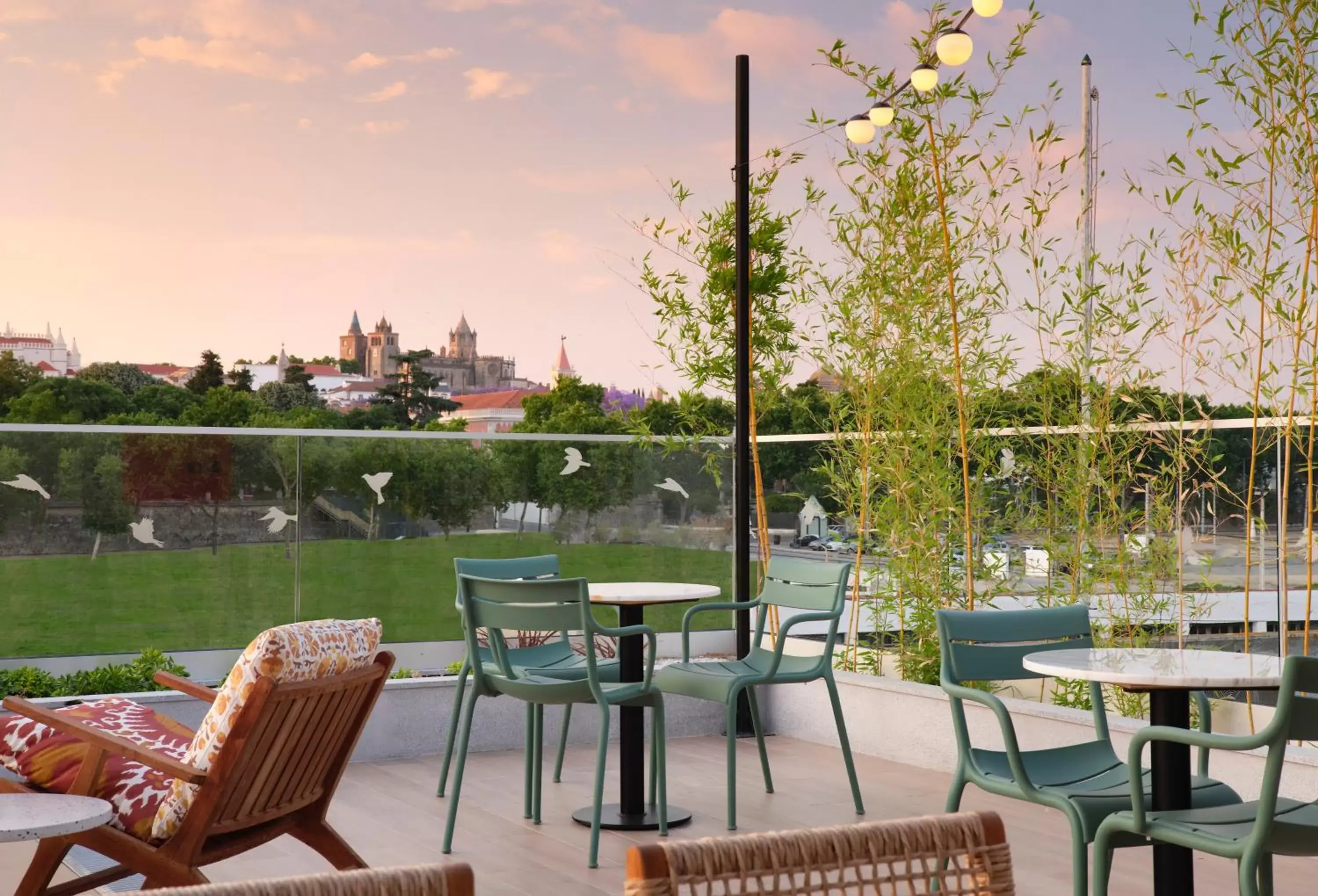 Balcony/Terrace, Restaurant/Places to Eat in Hilton Garden Inn Evora