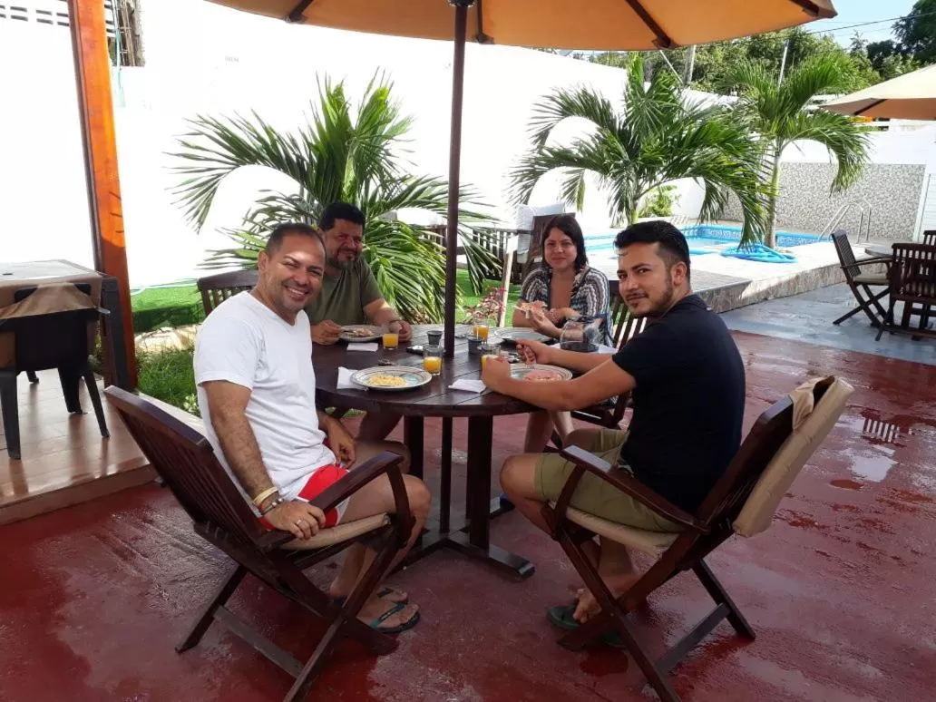 Apartamentos Isla Tropical