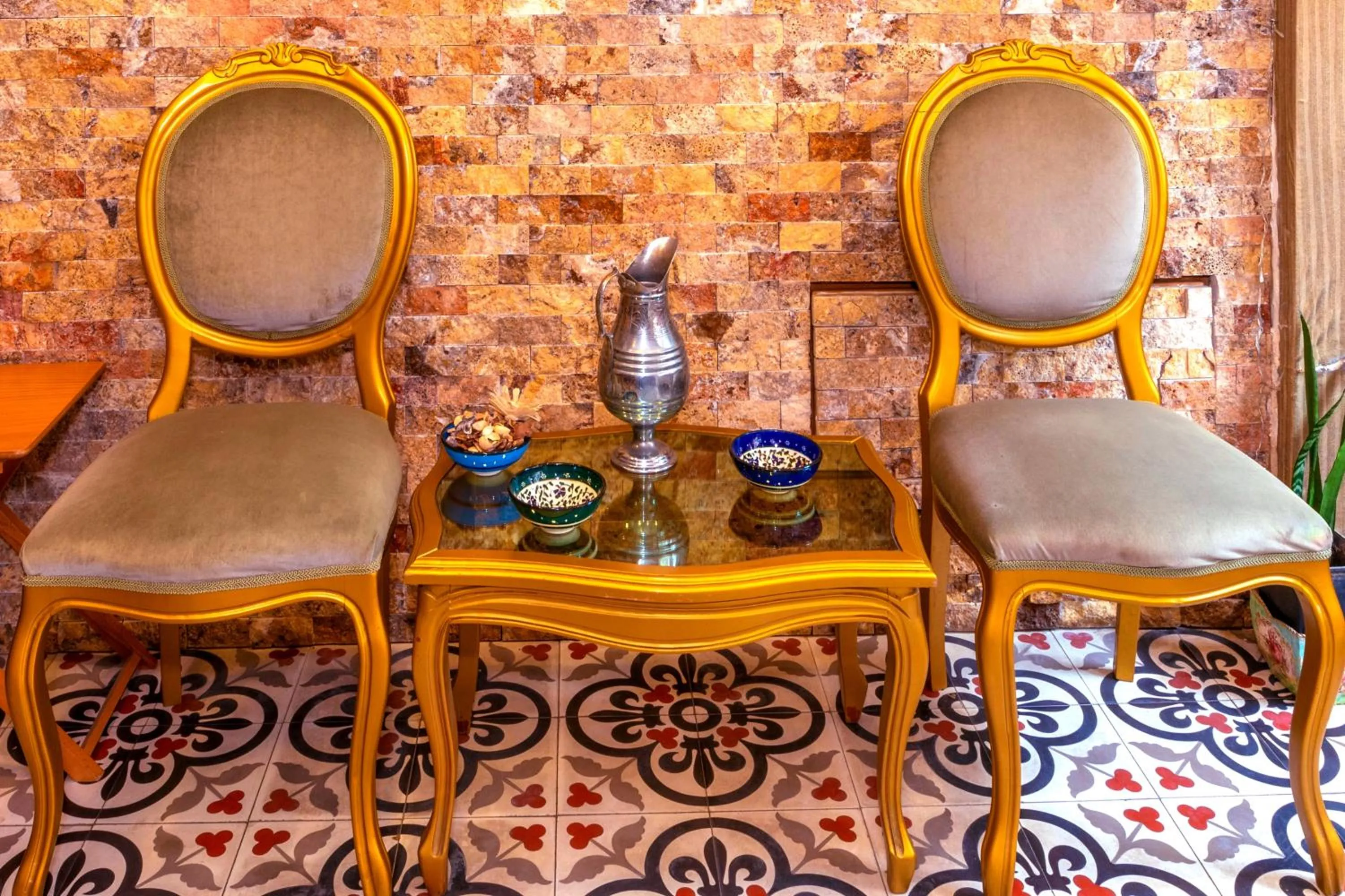 Lobby or reception in Walnut Shell Hotel