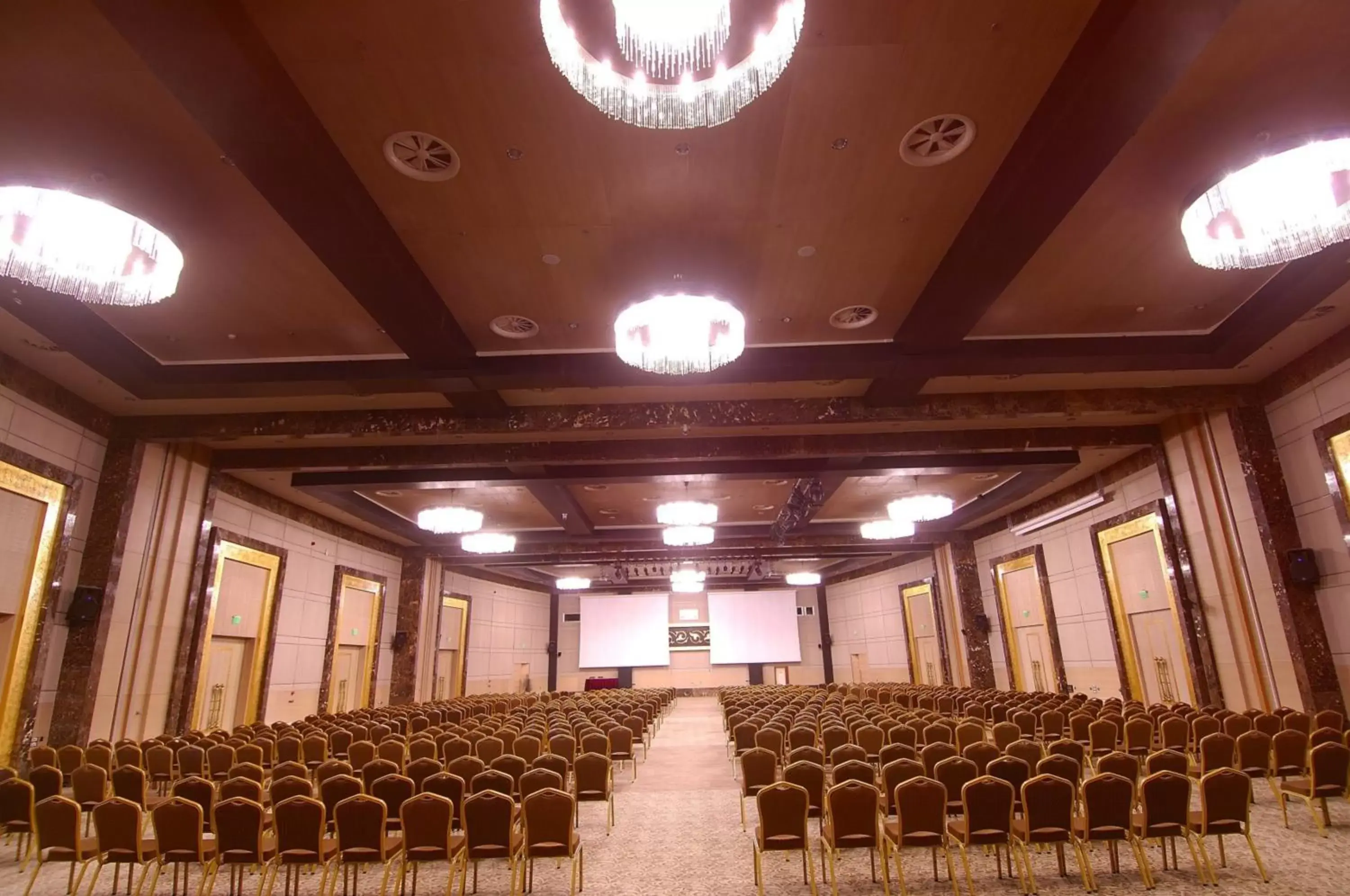 Business facilities, Banquet Facilities in Dedeman Konya Hotel Convention Center