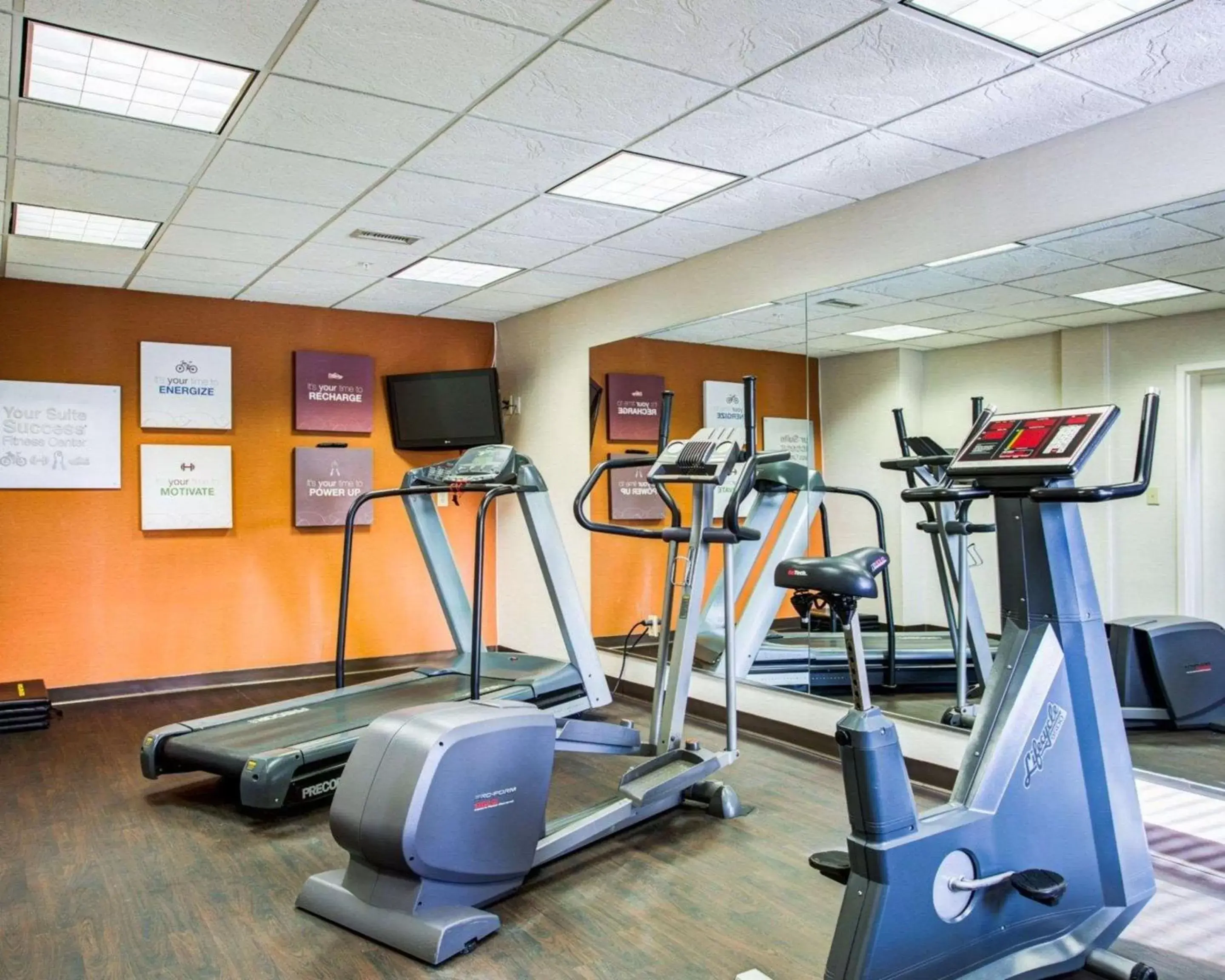 Fitness centre/facilities, Fitness Center/Facilities in Comfort Suites