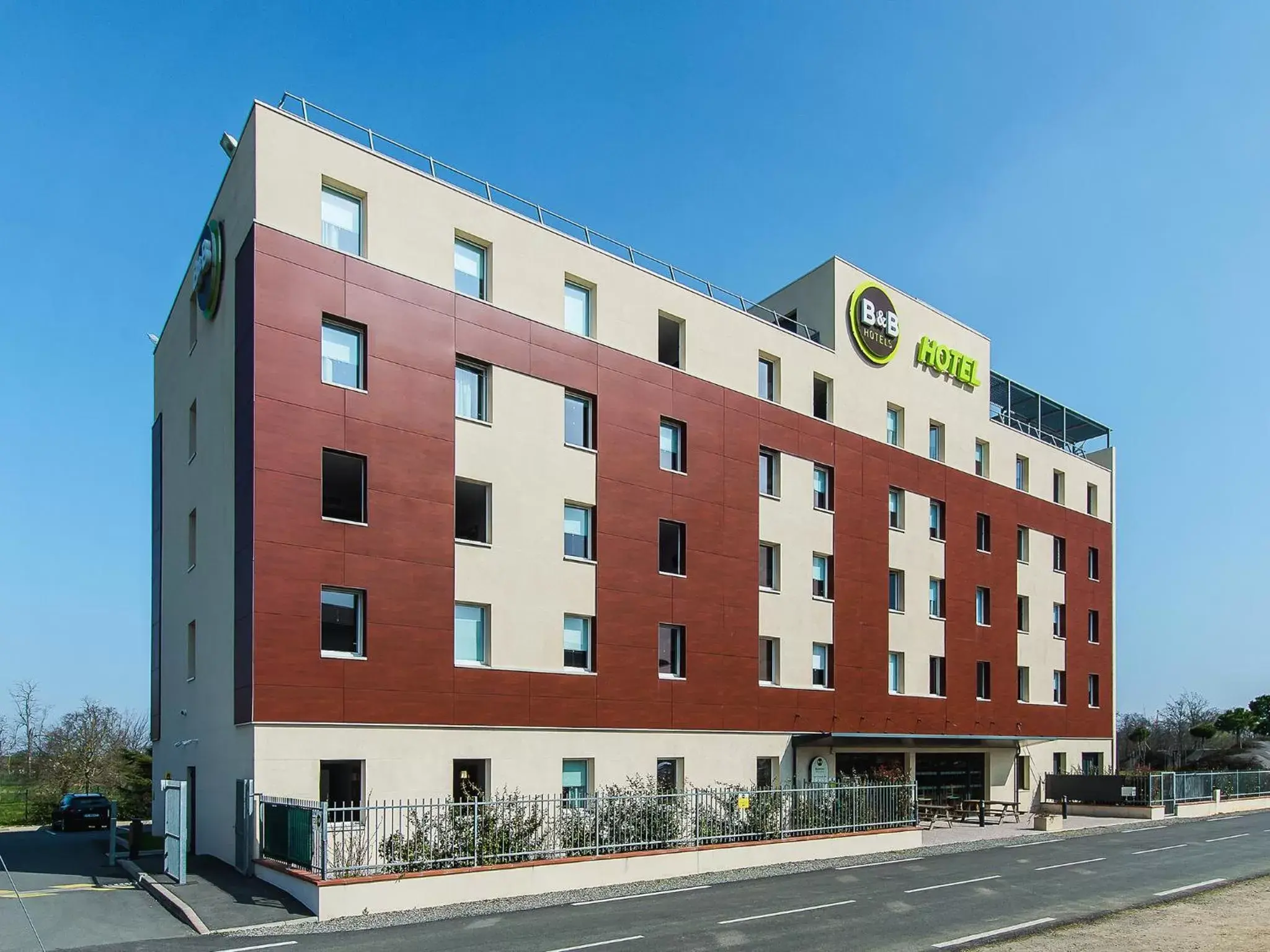 Facade/entrance, Property Building in B&B HOTEL Toulouse Purpan Zénith