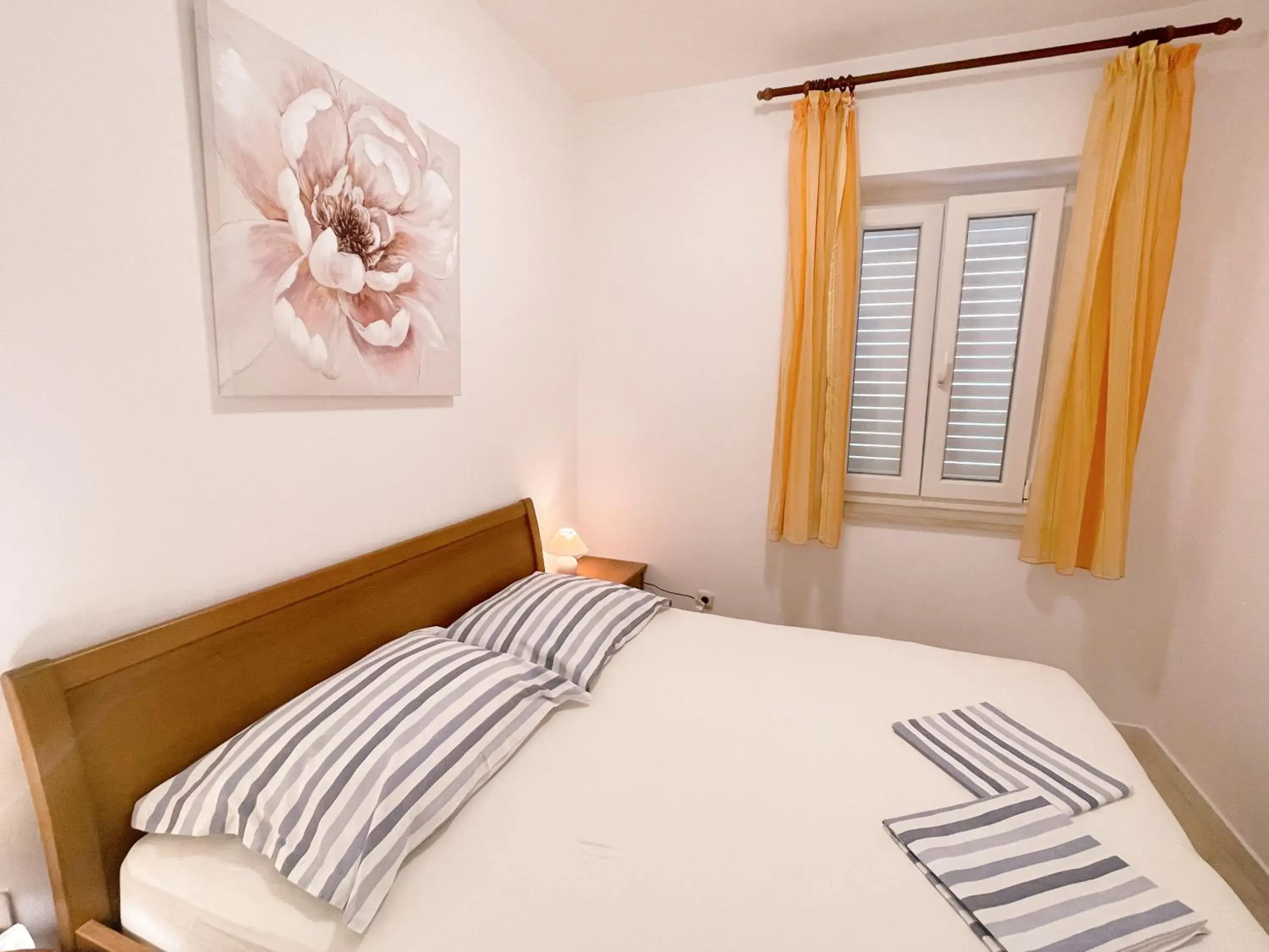 Bed in Apartments Villa Marijeta with Free Parking Bed in Apartments Villa Marijeta with Free Parking