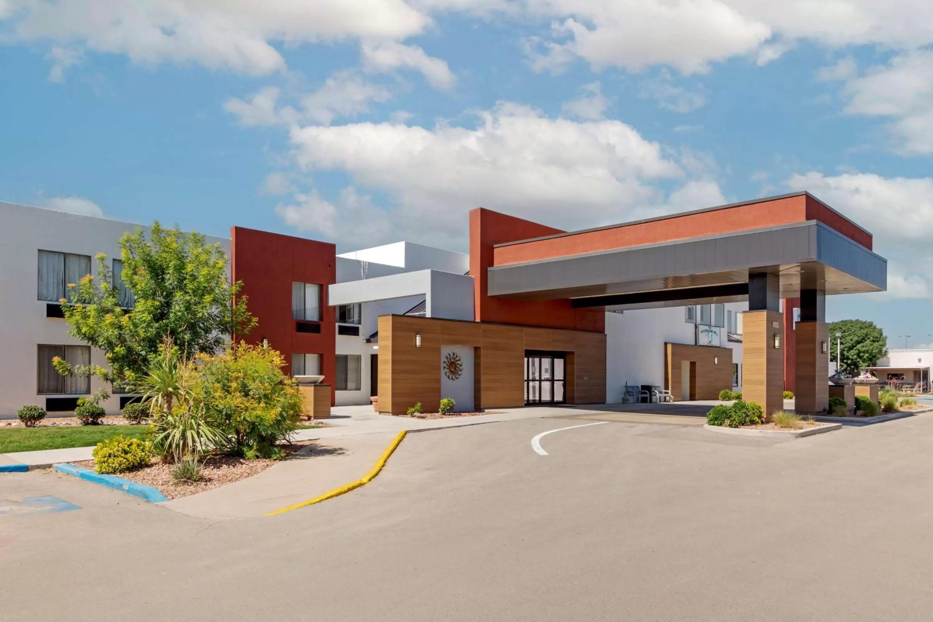 Property building in Best Western Pecos Inn