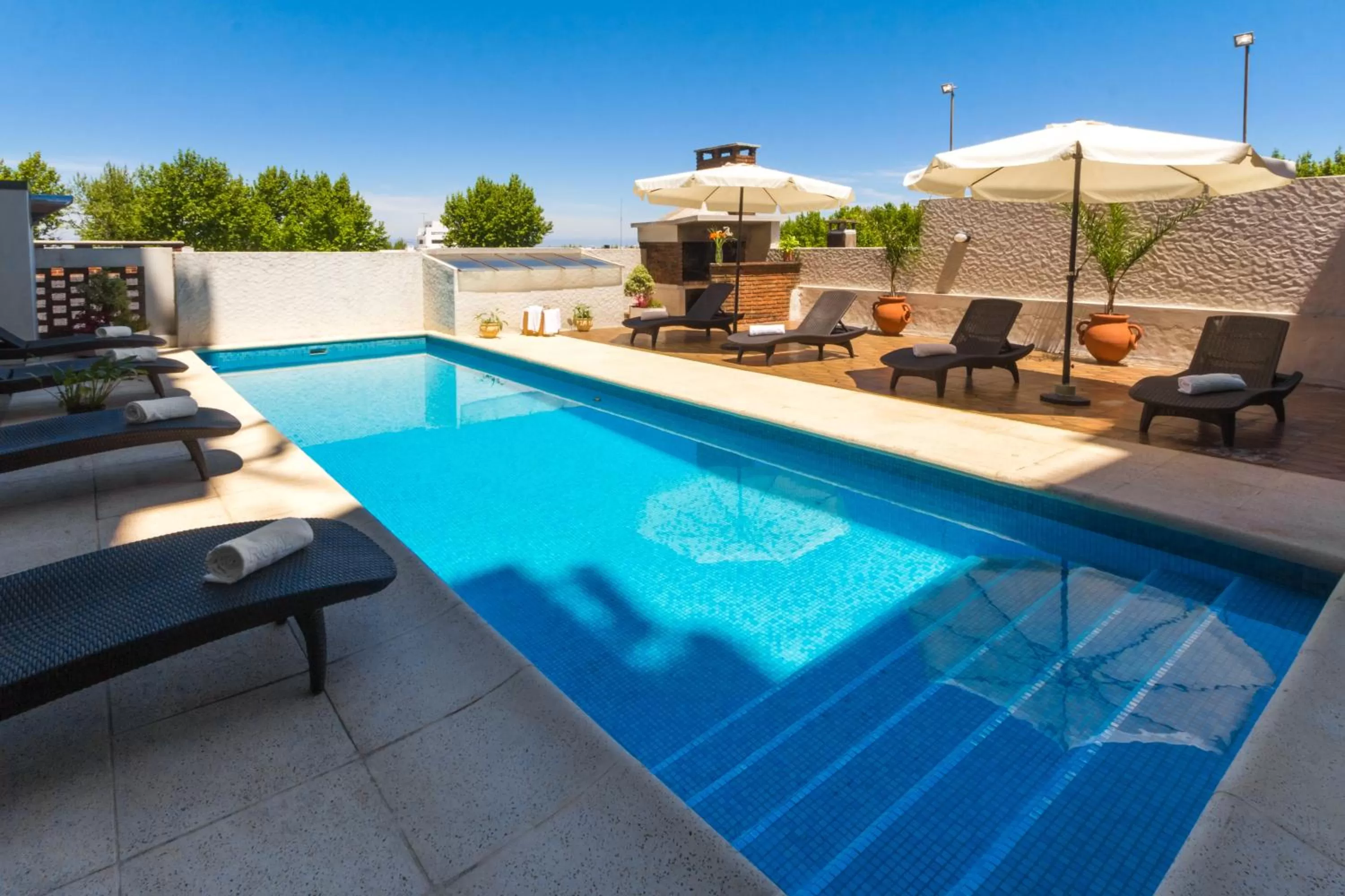 Swimming pool in Hotel Royal